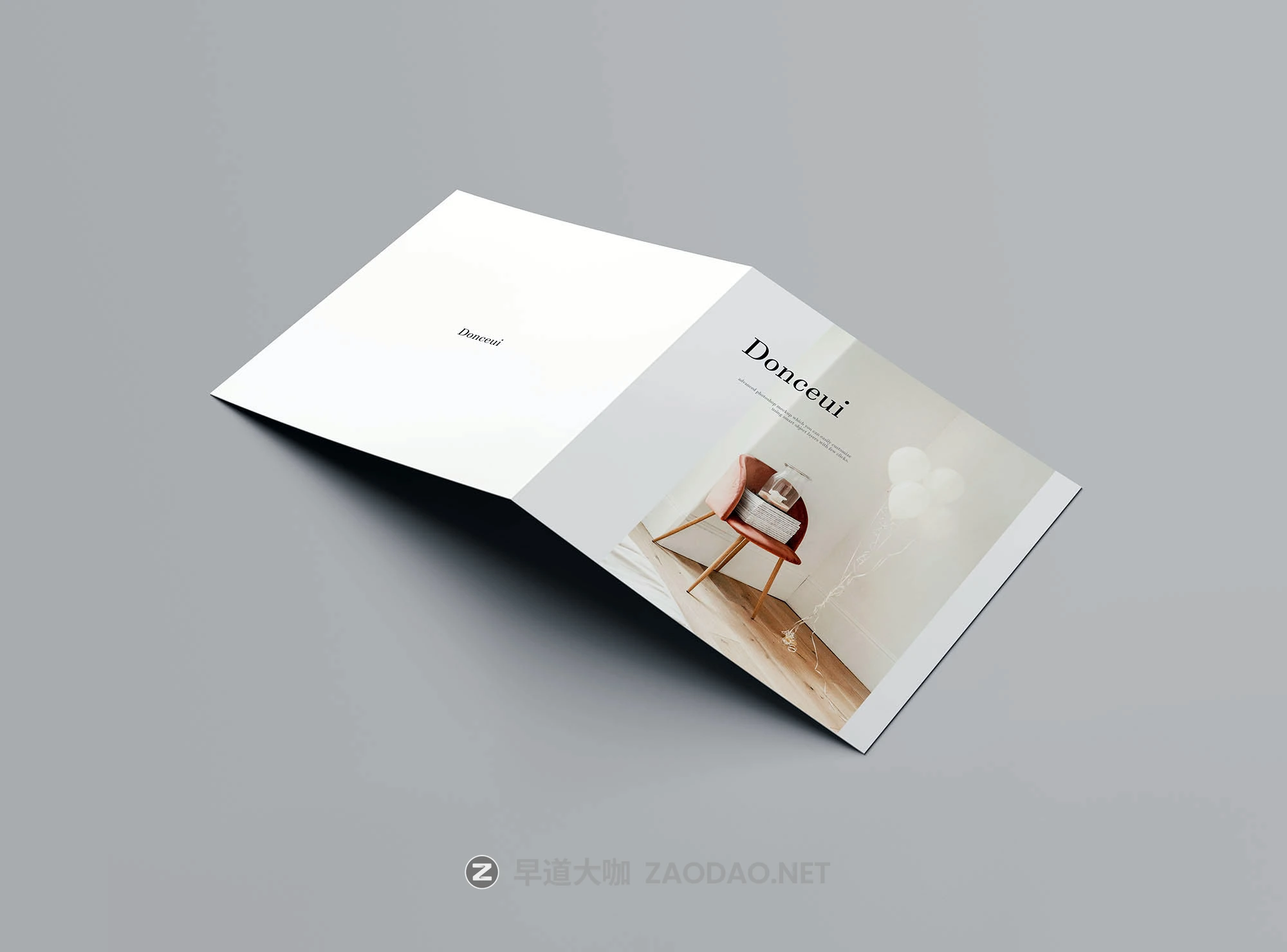 高级方形双折小册子样机PSD模板 Square Bifold Brochure Mockup插图5 高级方形双折小册子样机PSD模板 Square Bifold Brochure Mockup插图5