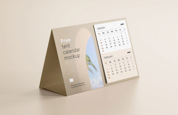 三角桌牌菜单日历设计展示样机模板 Tent Calendar Mockup