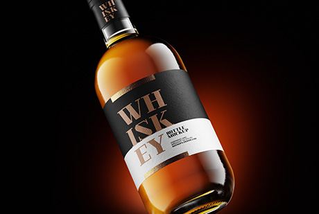 棕色威士忌酒瓶样机模板 Whisky Bottle Mockup