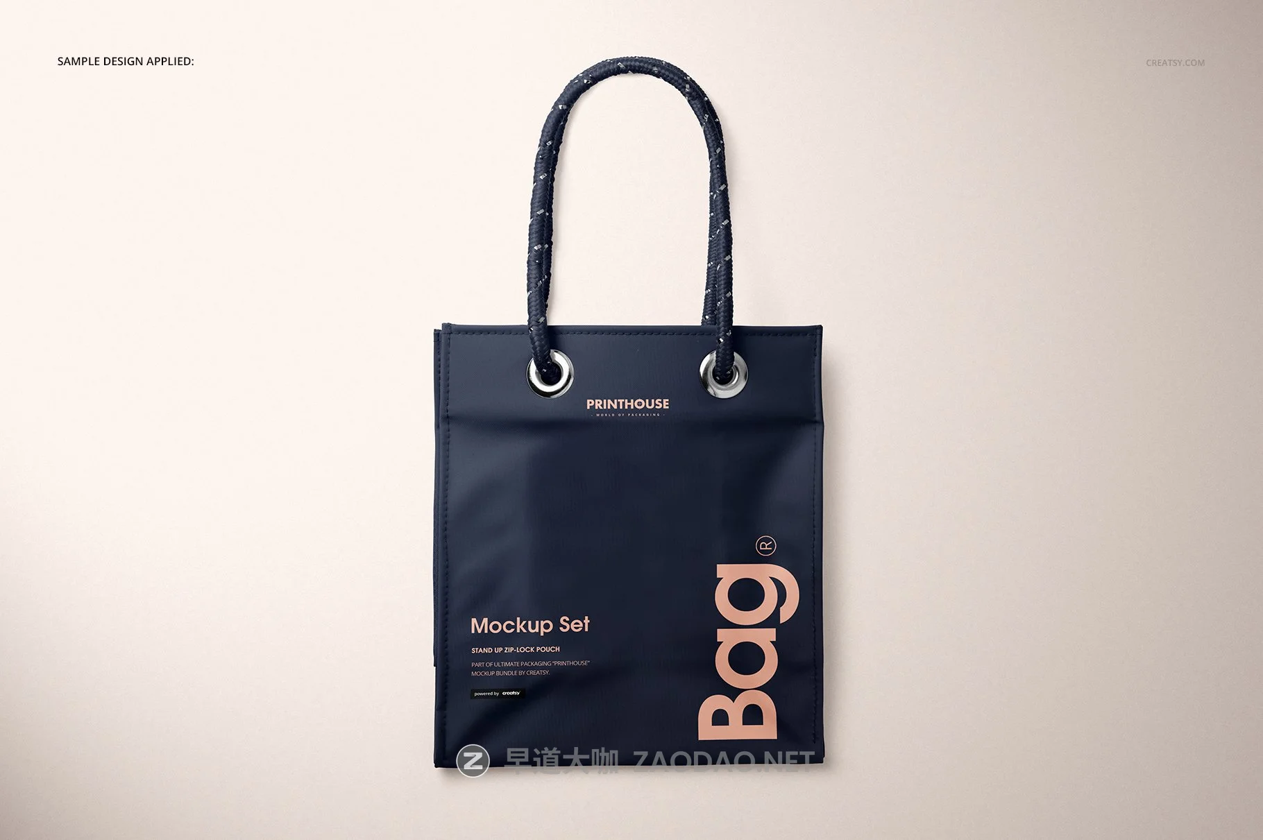 亚光PVC购物手提袋设计展示贴图样机模板 Matte PVC Reusable Tote Bag Mockups插图6 亚光PVC购物手提袋设计展示贴图样机模板 Matte PVC Reusable Tote Bag Mockups插图6
