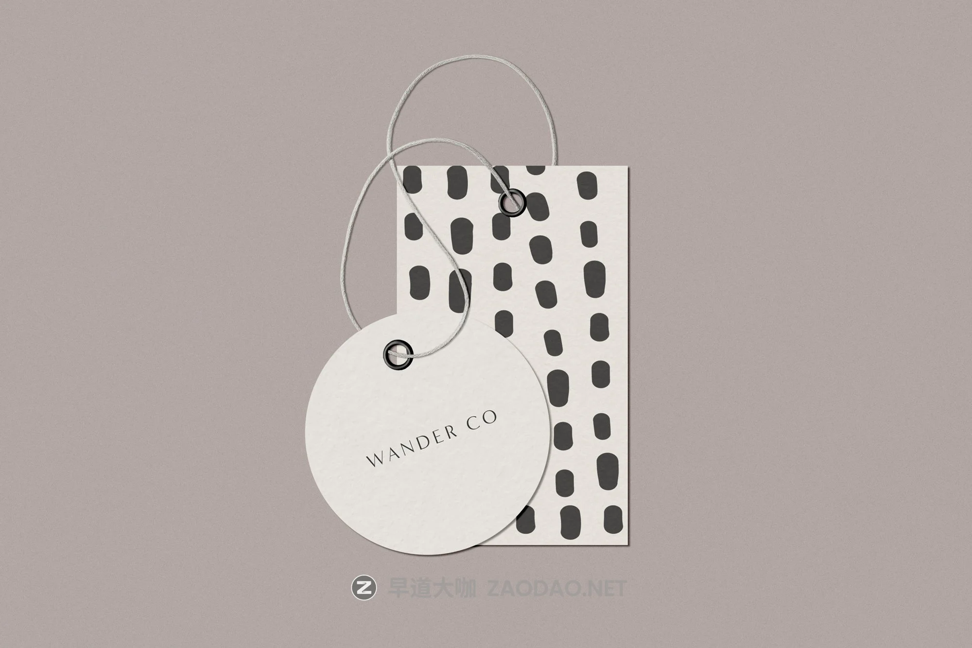 极简服装品牌VI设计吊牌标签设计贴图样机模板 Tuva Hang Tag Mockup Scene Creator插图3 极简服装品牌VI设计吊牌标签设计贴图样机模板 Tuva Hang Tag Mockup Scene Creator插图3