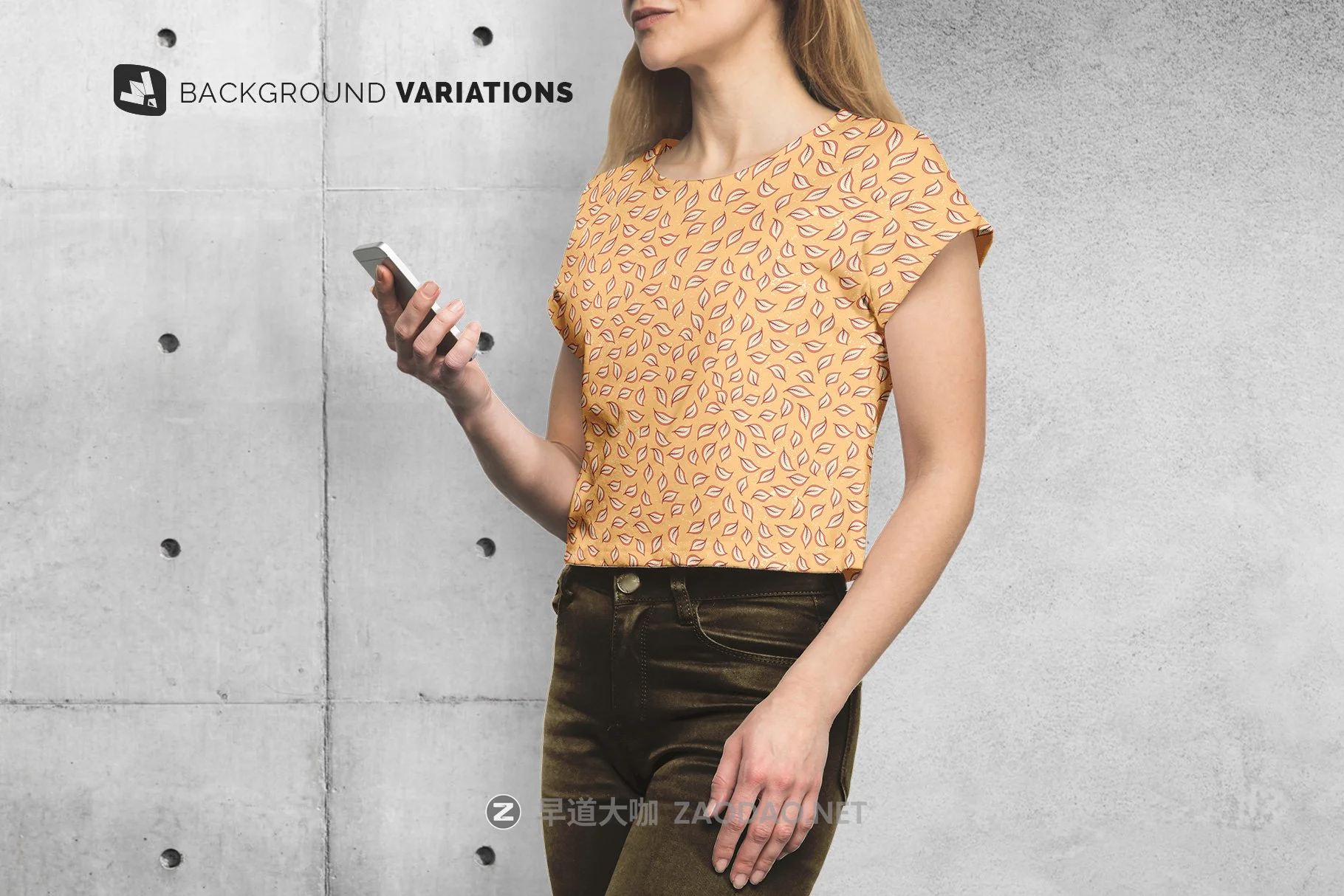 女式短款圆领半袖T恤设计贴图样机 Women Cropped Tshirt Mockup插图6 女式短款圆领半袖T恤设计贴图样机 Women Cropped Tshirt Mockup插图6