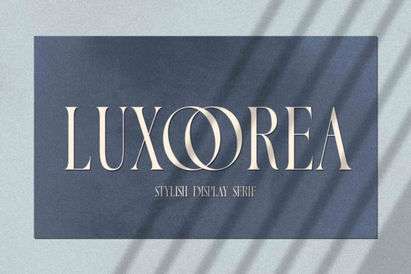 时尚极简现代品牌Logo标题衬线英文字体设计素材 Luxoorea – Stylish Display Serif