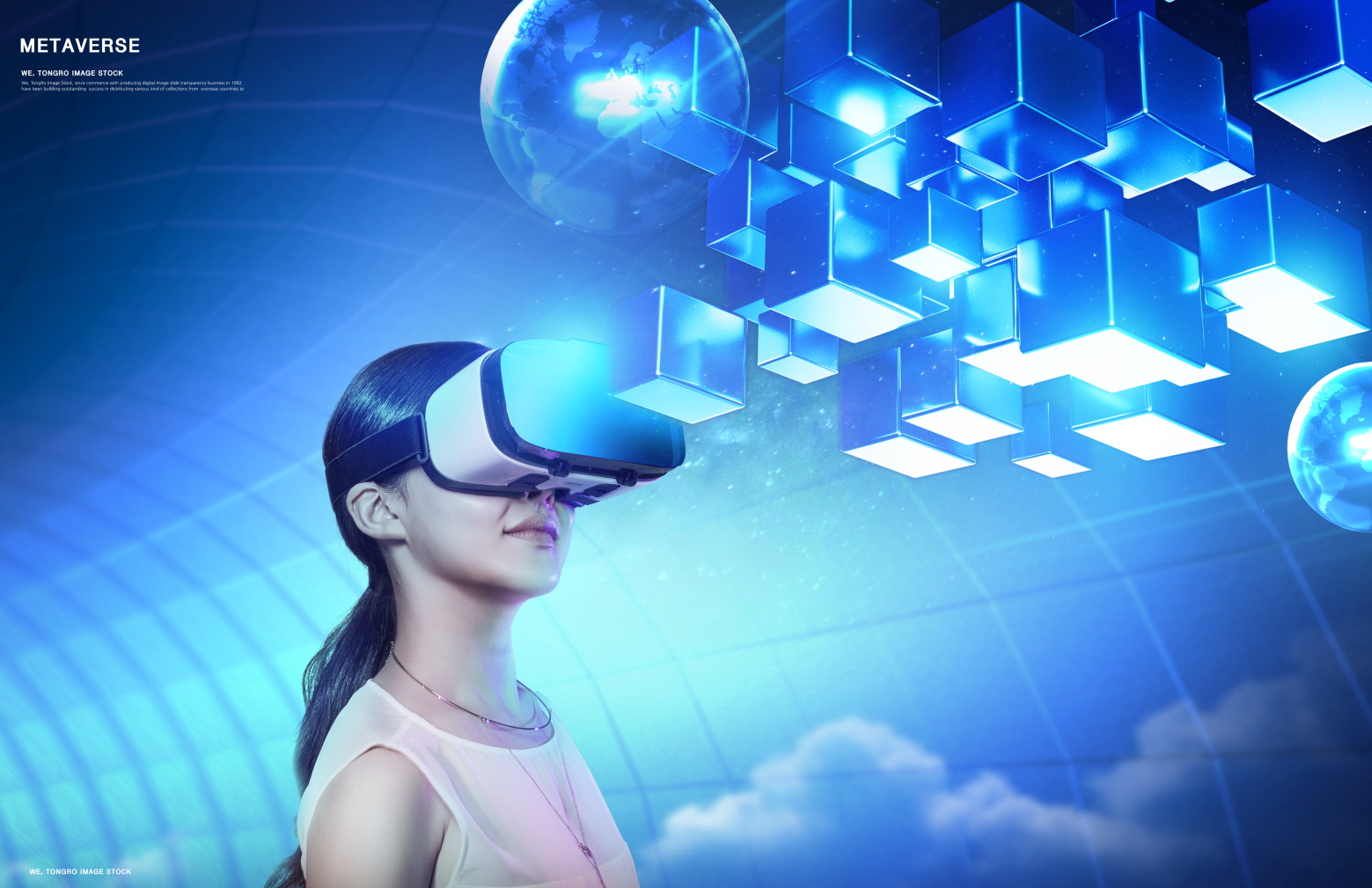 8款人物VR投影虚拟空间科技展板海报设计PSD模板素材 VR Virtual Poster Template插图4