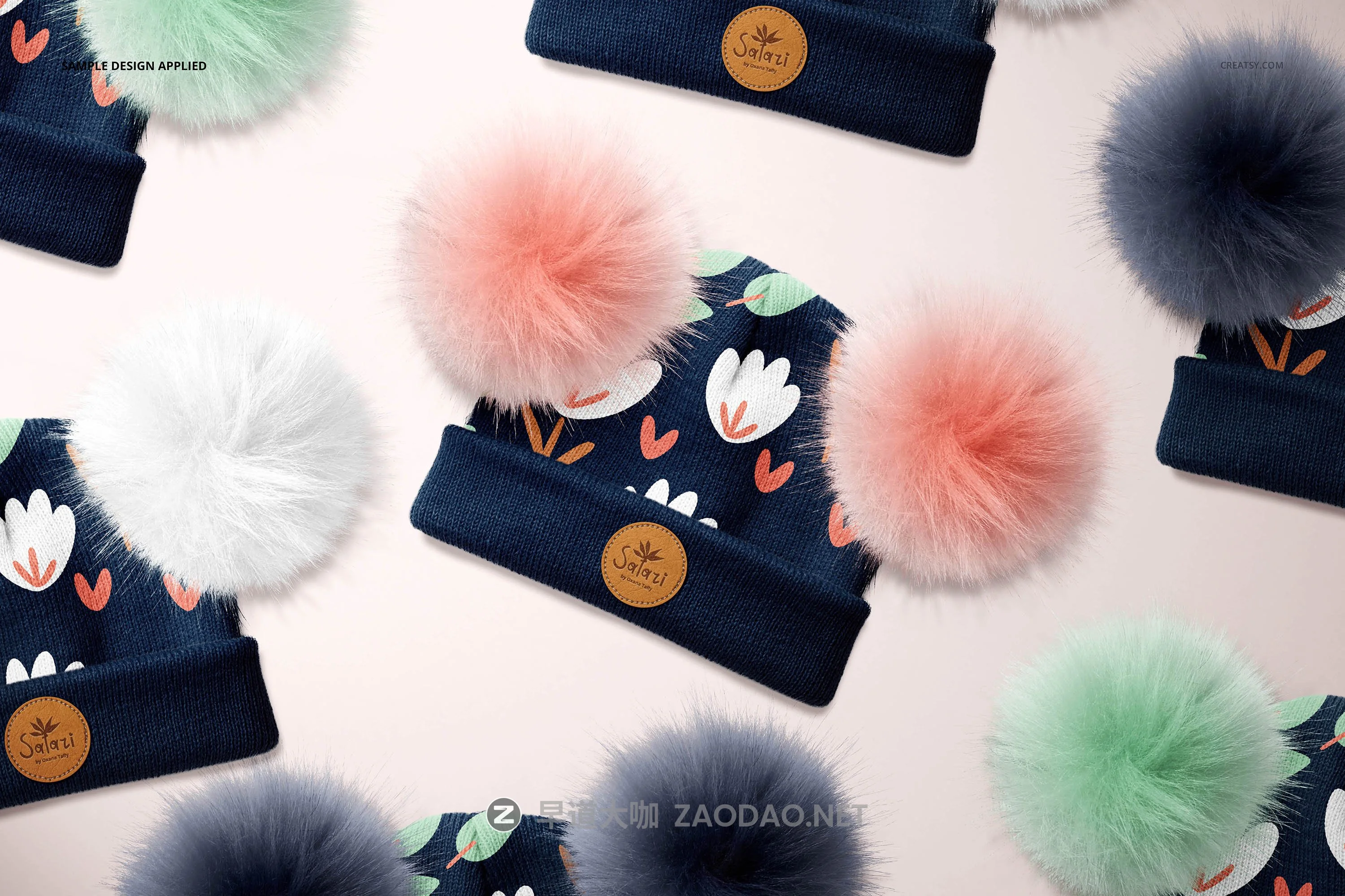毛绒绒绒儿童毛线无檐小便帽设计展示样机集 Beanie with Fur Pompons Mockup Set插图5 毛绒绒绒儿童毛线无檐小便帽设计展示样机集 Beanie with Fur Pompons Mockup Set插图5