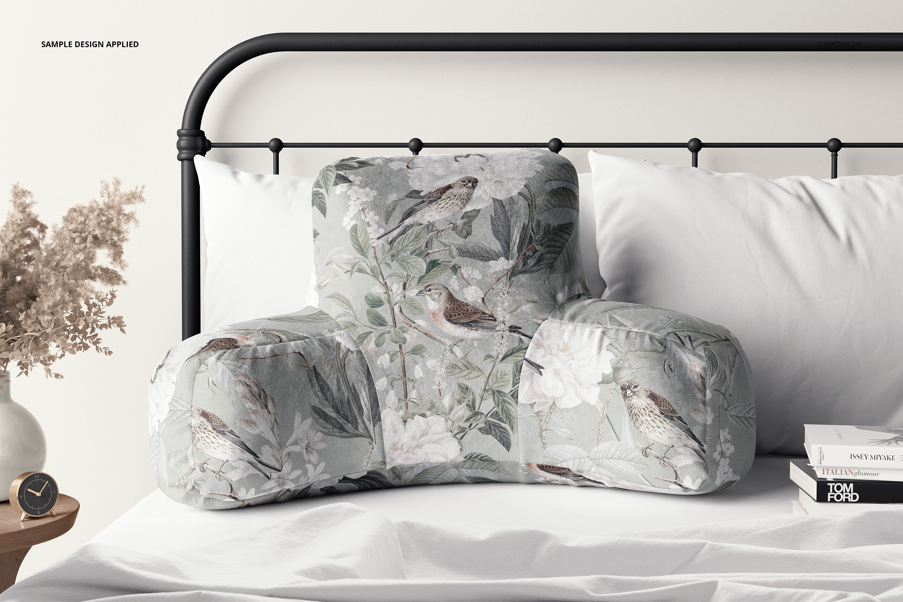 聚酯天鹅绒靠枕枕头枕套印花设计Ps智能贴图样机模板套装 Reading Pillow Mockup Set插图7 聚酯天鹅绒靠枕枕头枕套印花设计Ps智能贴图样机模板套装 Reading Pillow Mockup Set插图7