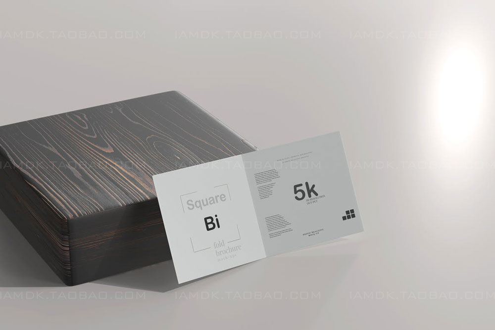 正放心两折页小册子设计展示贴图PSD样机模板 Square Bi Fold Brochure Mockup插图13 正放心两折页小册子设计展示贴图PSD样机模板 Square Bi Fold Brochure Mockup插图13