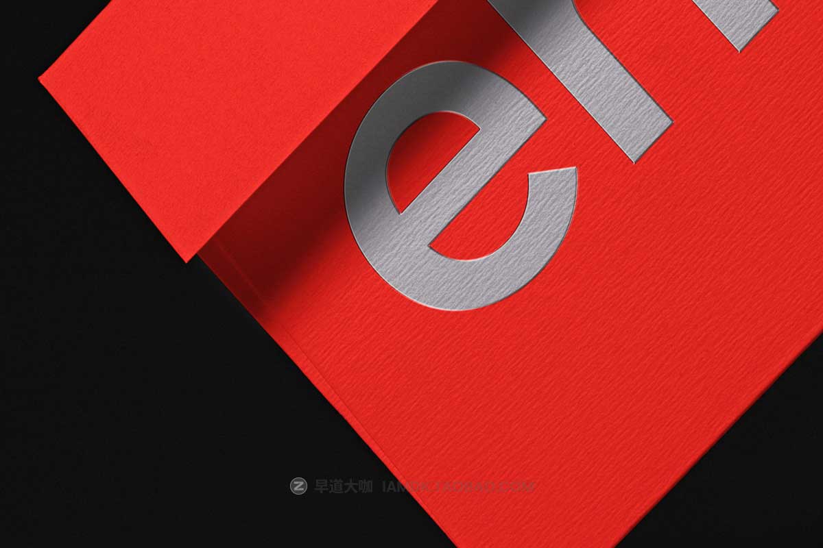 时尚品牌VI标志LOGO设计办公信封设计展示贴图PSD样机模板 Gravity Invitation Envelope Psd Mockup Set插图4