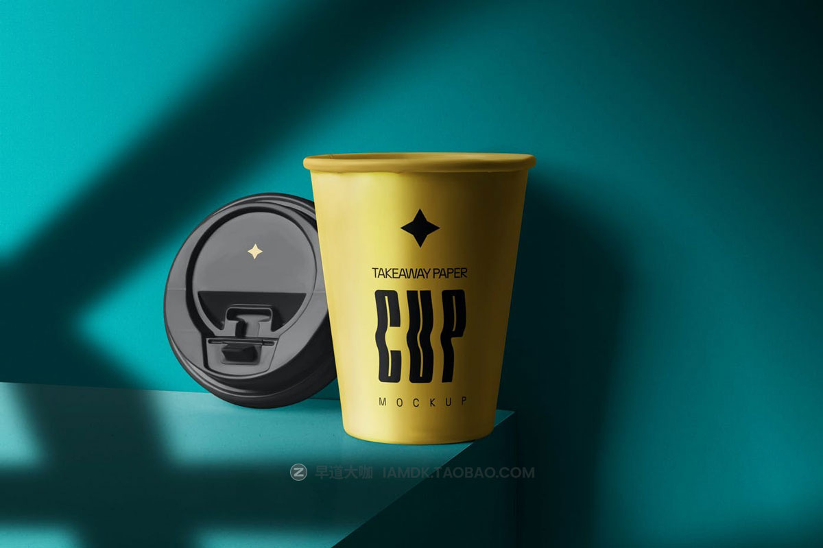 5款时尚一次性外卖咖啡纸杯设计展示贴图PSD样机模板 Takeaway Paper Cup With Lid Mockups插图5