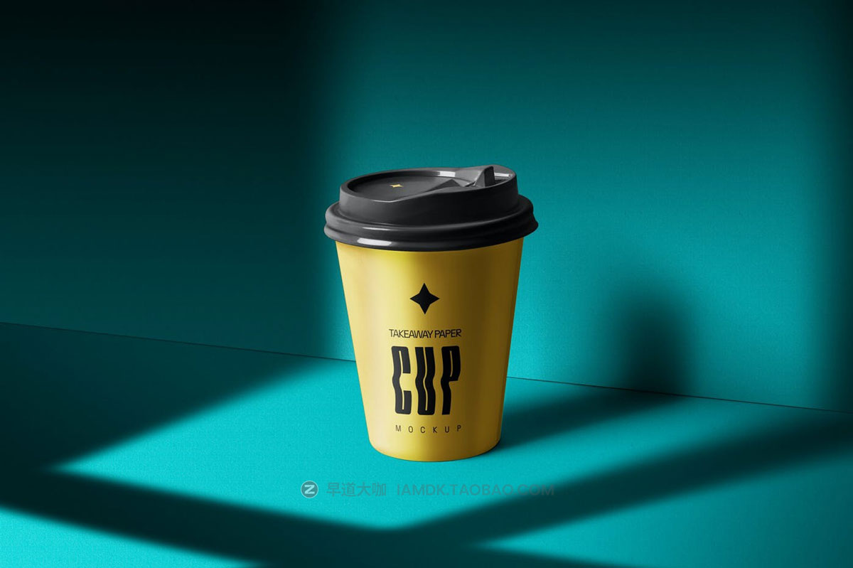5款时尚一次性外卖咖啡纸杯设计展示贴图PSD样机模板 Takeaway Paper Cup With Lid Mockups插图4