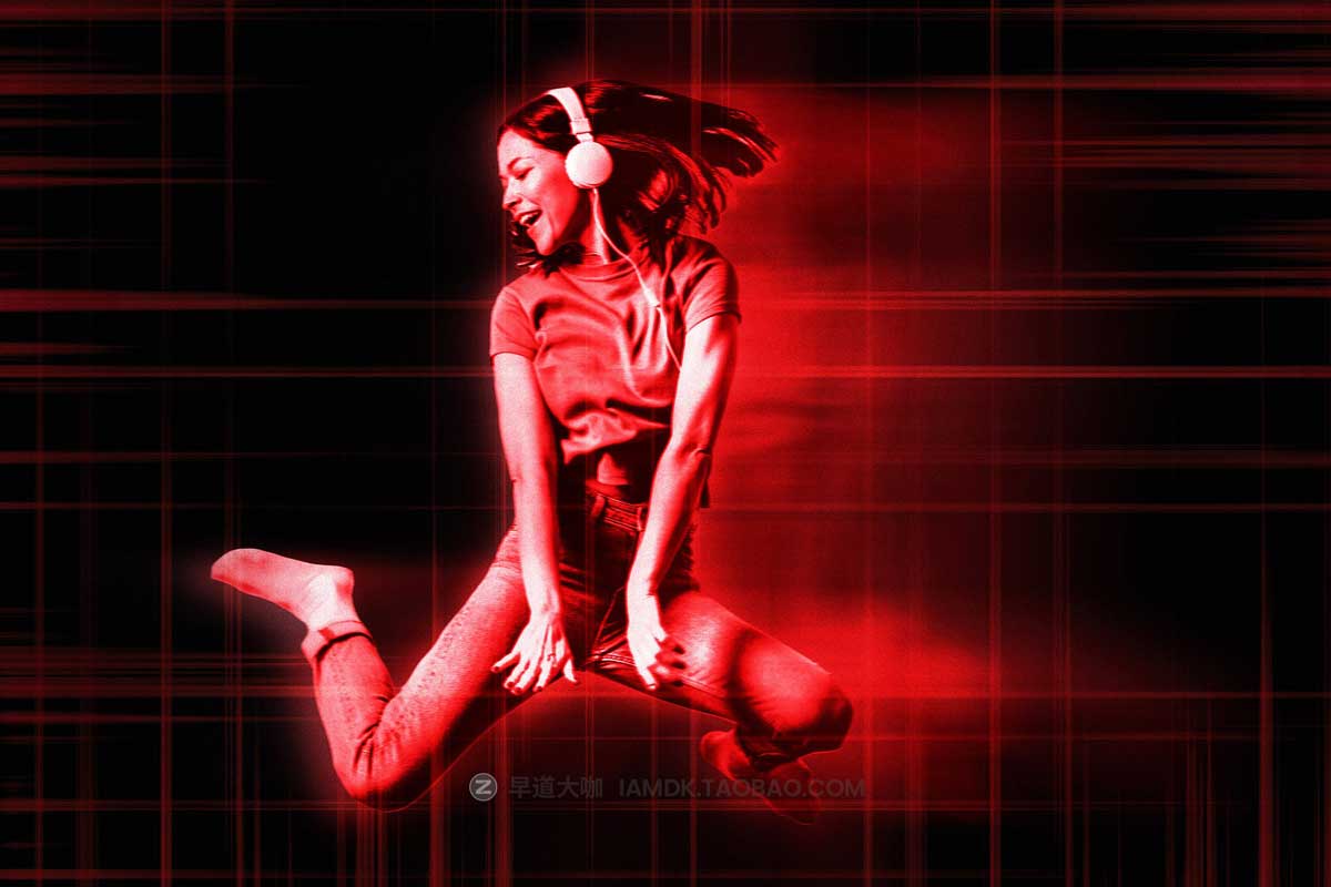 未来科幻赛博朋克信号故障照片修图特效PS样机模板设计素材 Hologram Glitch Photo Effect插图3