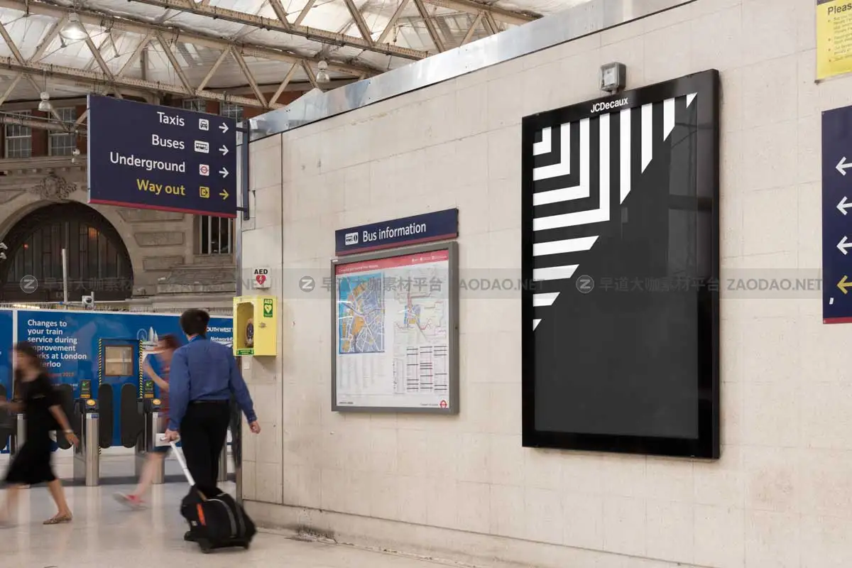 时尚城市车站墙体街头海报指示牌广告牌设计展示贴图PSD样机模板 Layer – Poster Mockup  Vol 1插图3
