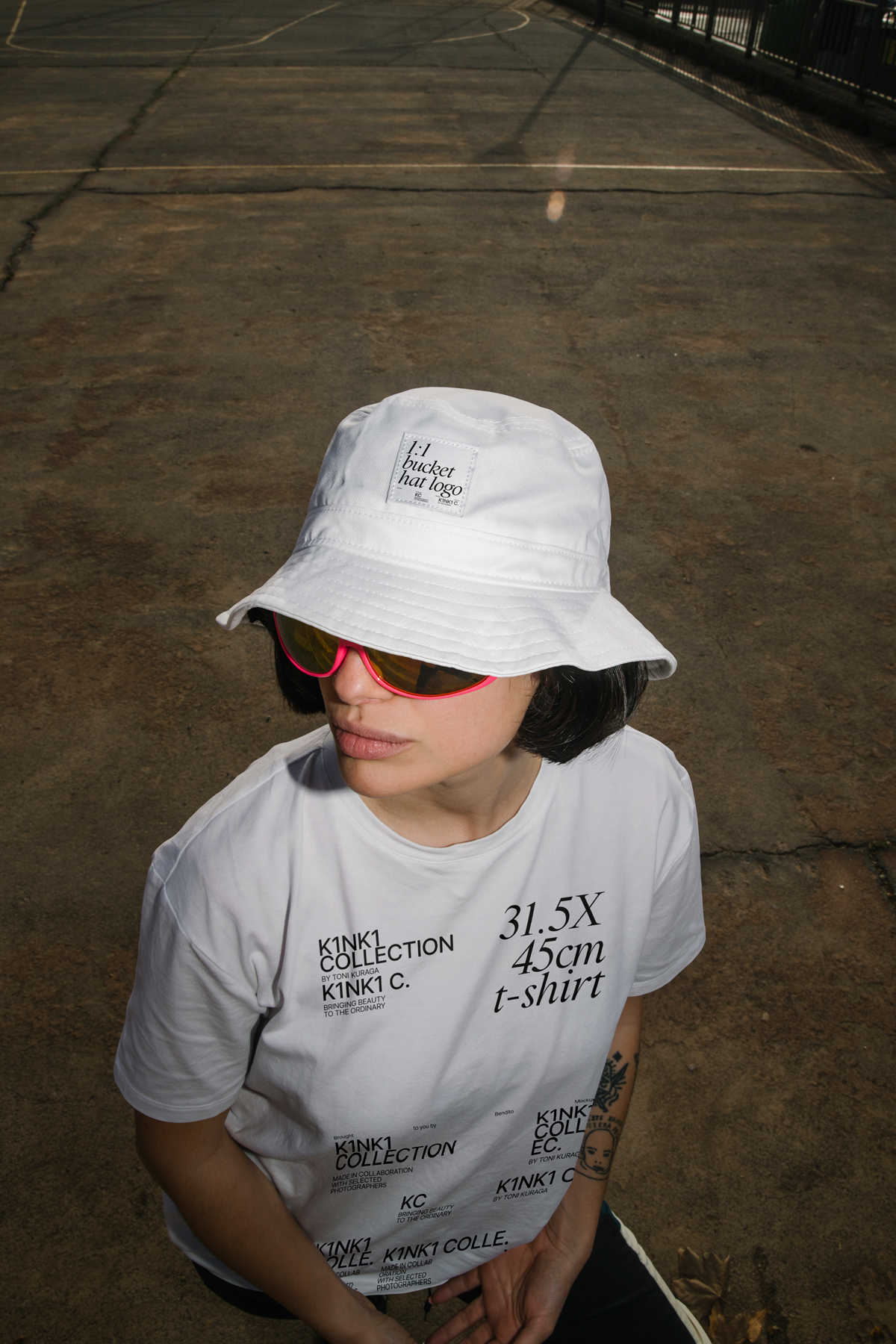 10款时尚女式T恤半袖渔夫帽印花图案设计展示贴图效果图PSD样机模板 Bendito – Bucket Hat & T-shirt Mockup Vol 1插图3