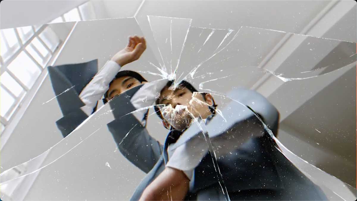 AE模板 潮流嘻哈说唱风玻璃破碎划痕纹理视频转场特效 Broken Glass Effects VOL. 2 | After Effects插图3