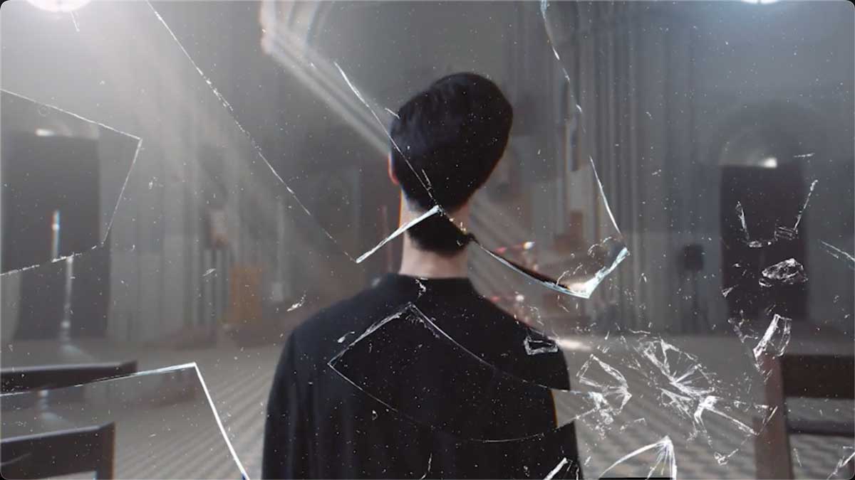 AE模板 潮流嘻哈说唱风玻璃破碎划痕纹理视频转场特效 Broken Glass Effects VOL. 2 | After Effects插图4