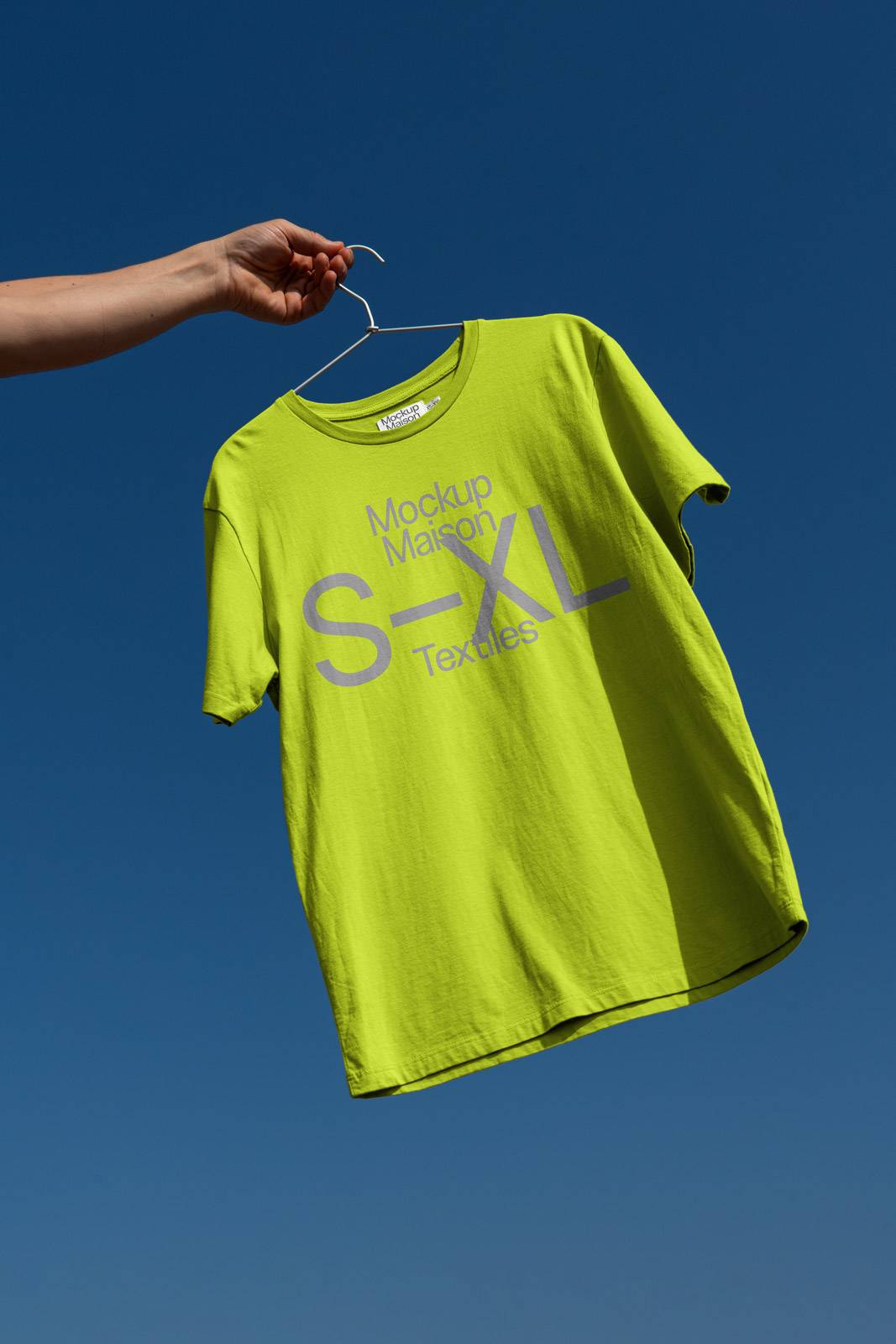 T_Shirt_Mockup_TX_E03_03