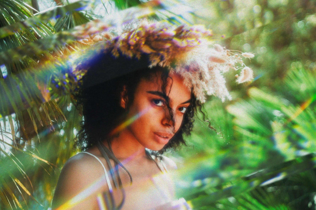 prismatic-chrome-lens-photo-effect-6-