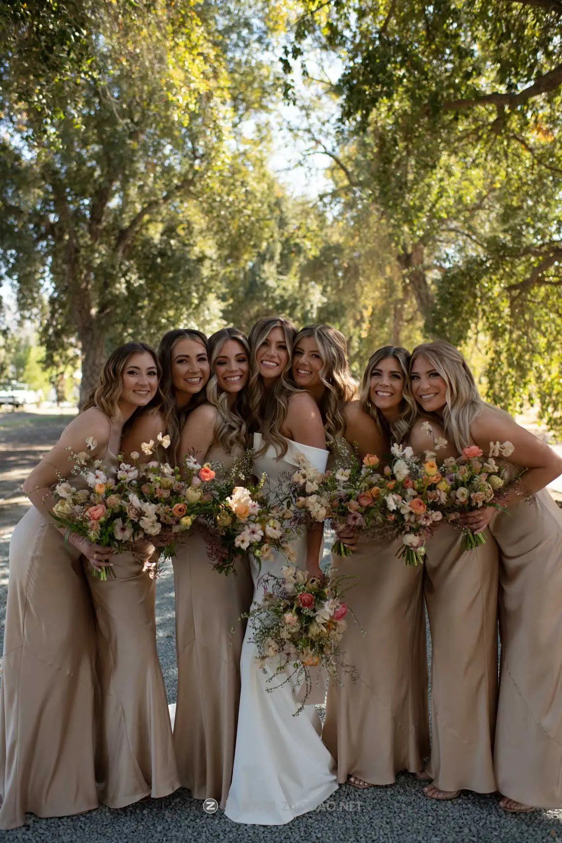 时尚纯白柔和肤色冷色调绿色暖色调婚礼摄影照片调色LR预设 Peyton Byford – Tuscany collection插图4 时尚纯白柔和肤色冷色调绿色暖色调婚礼摄影照片调色LR预设 Peyton Byford – Tuscany collection插图4