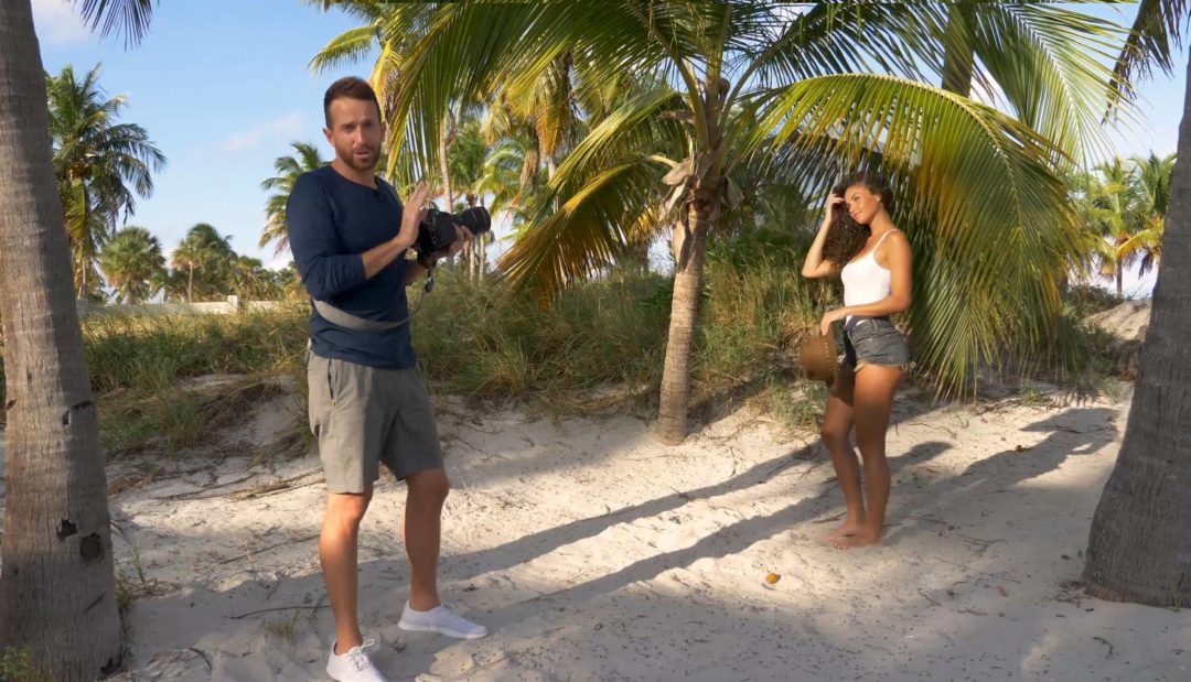 joey_wright_shooting_models_on_miami_beach joey_wright_shooting_models_on_miami_beach