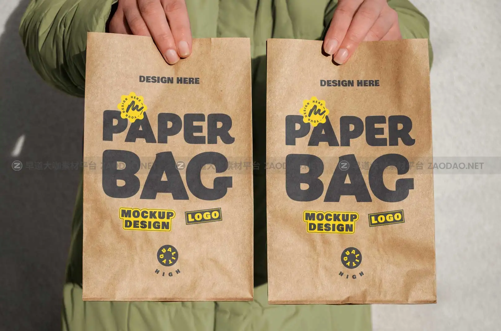 12款时尚手持汉堡面包包装袋外卖纸袋设计展示效果图PSD样机模板 Paper Bag Mockups插图2