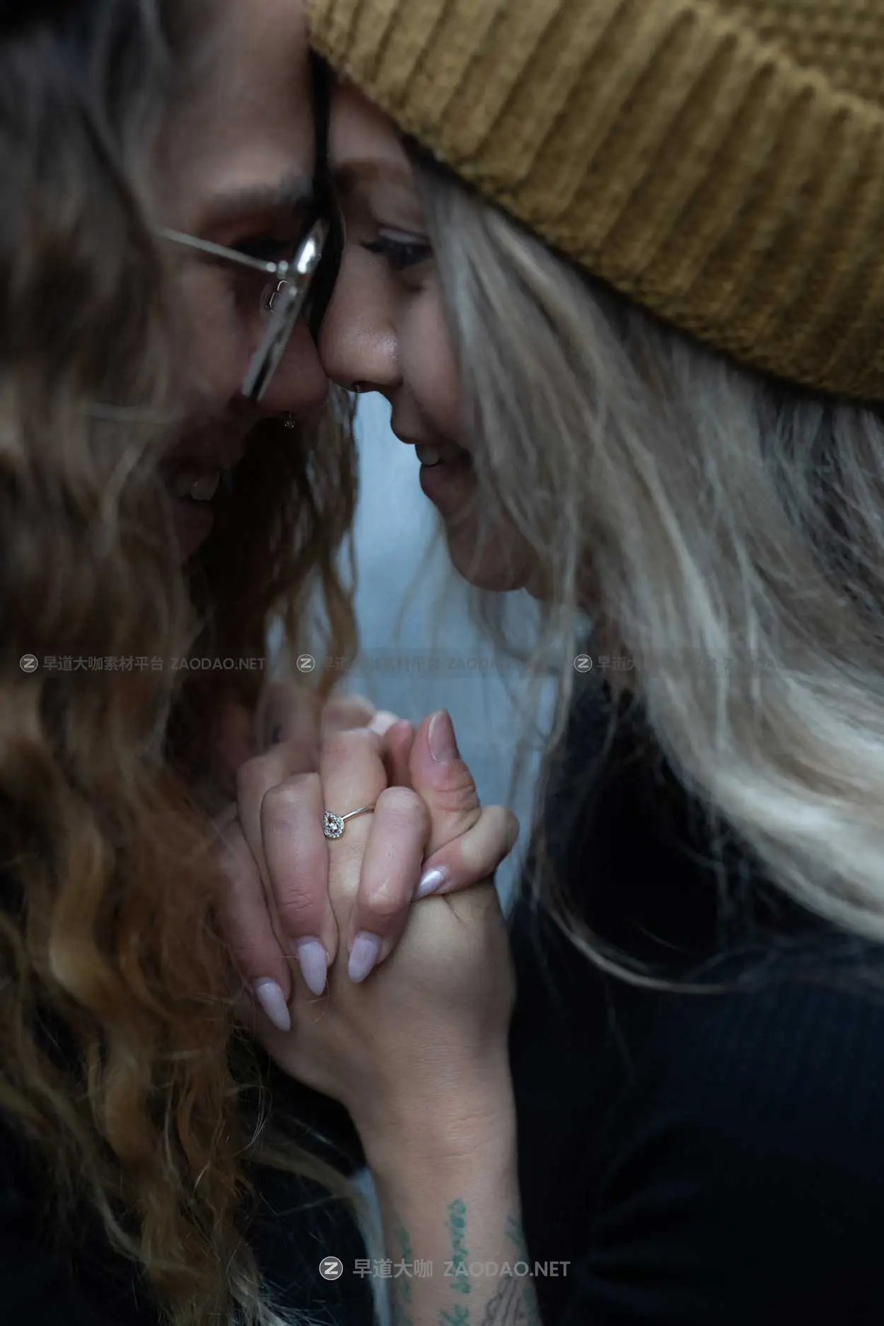 群岛部落风格金色红色橙色蓝色暖色调情侣婚礼摄影照片调色Lightroom预设 Archipelago – Light & Ochre插图6 群岛部落风格金色红色橙色蓝色暖色调情侣婚礼摄影照片调色Lightroom预设 Archipelago – Light & Ochre插图6