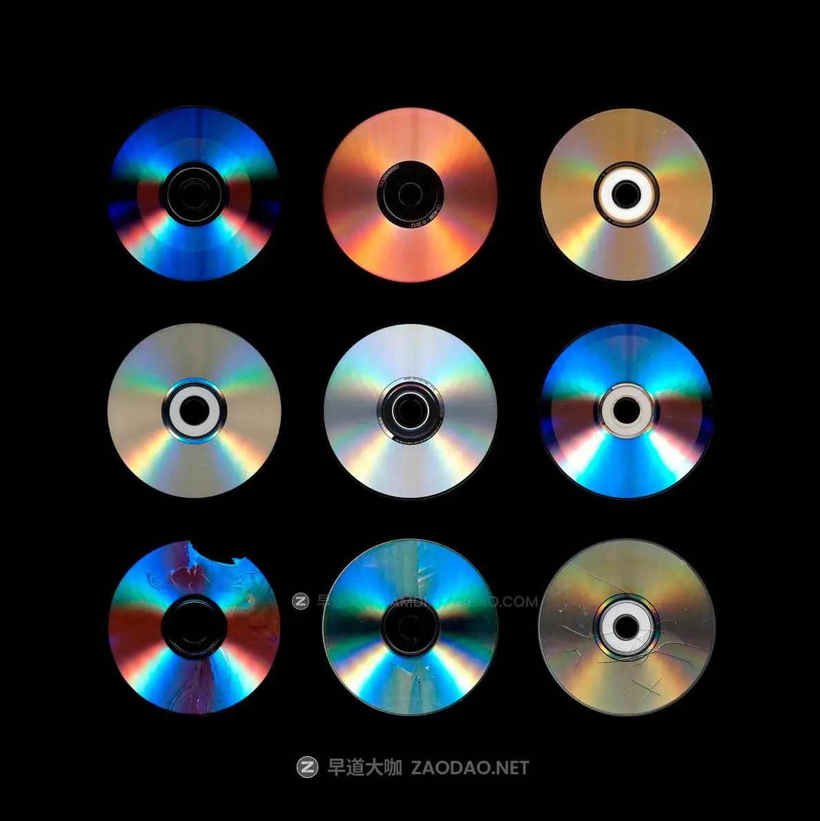 潮流摇滚风格CD光盘包装盒海报设计塑料袋纹理贴纸PS素材包 CD MAKER – CD Case Mockups插图4 潮流摇滚风格CD光盘包装盒海报设计塑料袋纹理贴纸PS素材包 CD MAKER – CD Case Mockups插图4