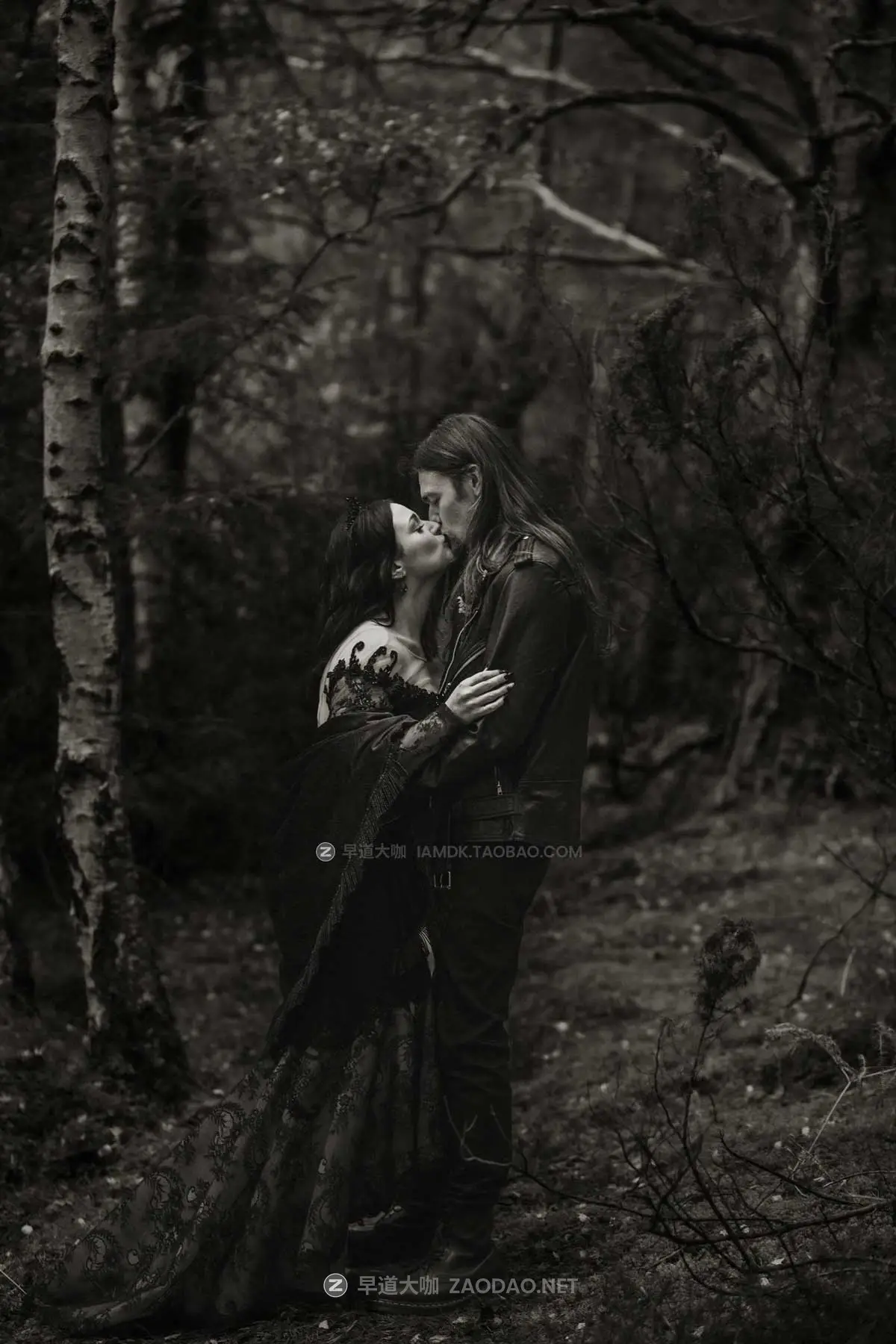 电影美学秋冬季深色黑色暗调婚礼肖像照片调色Lightroom预设 Archipelago QUEST 41 – RAVEN插图5 电影美学秋冬季深色黑色暗调婚礼肖像照片调色Lightroom预设 Archipelago QUEST 41 – RAVEN插图5