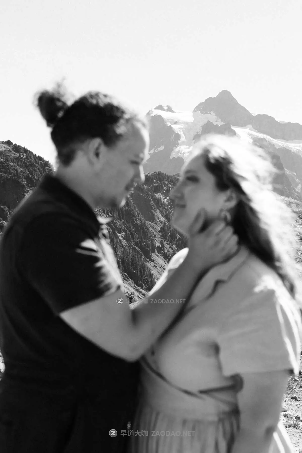 柔和绿色黑白色调冒险旅拍婚礼风景照片调色Lightroom预设 Carley Mae – Jade Pack Presets插图16 柔和绿色黑白色调冒险旅拍婚礼风景照片调色Lightroom预设 Carley Mae – Jade Pack Presets插图16