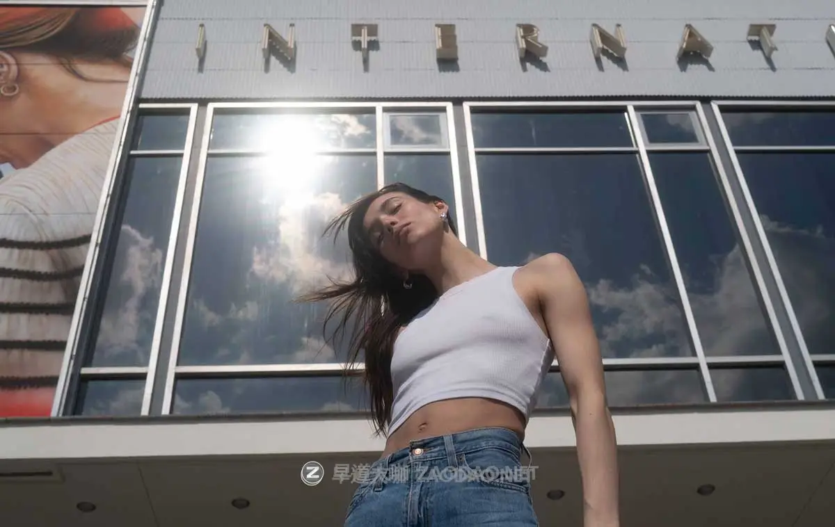 怀旧复古橙色暖色电影胶片模拟颗粒质感人物肖像扫街照片调色Lightroom预设包 RICO REINHOLD – VINTAGE VISION PRESETS插图2 怀旧复古橙色暖色电影胶片模拟颗粒质感人物肖像扫街照片调色Lightroom预设包 RICO REINHOLD – VINTAGE VISION PRESETS插图2