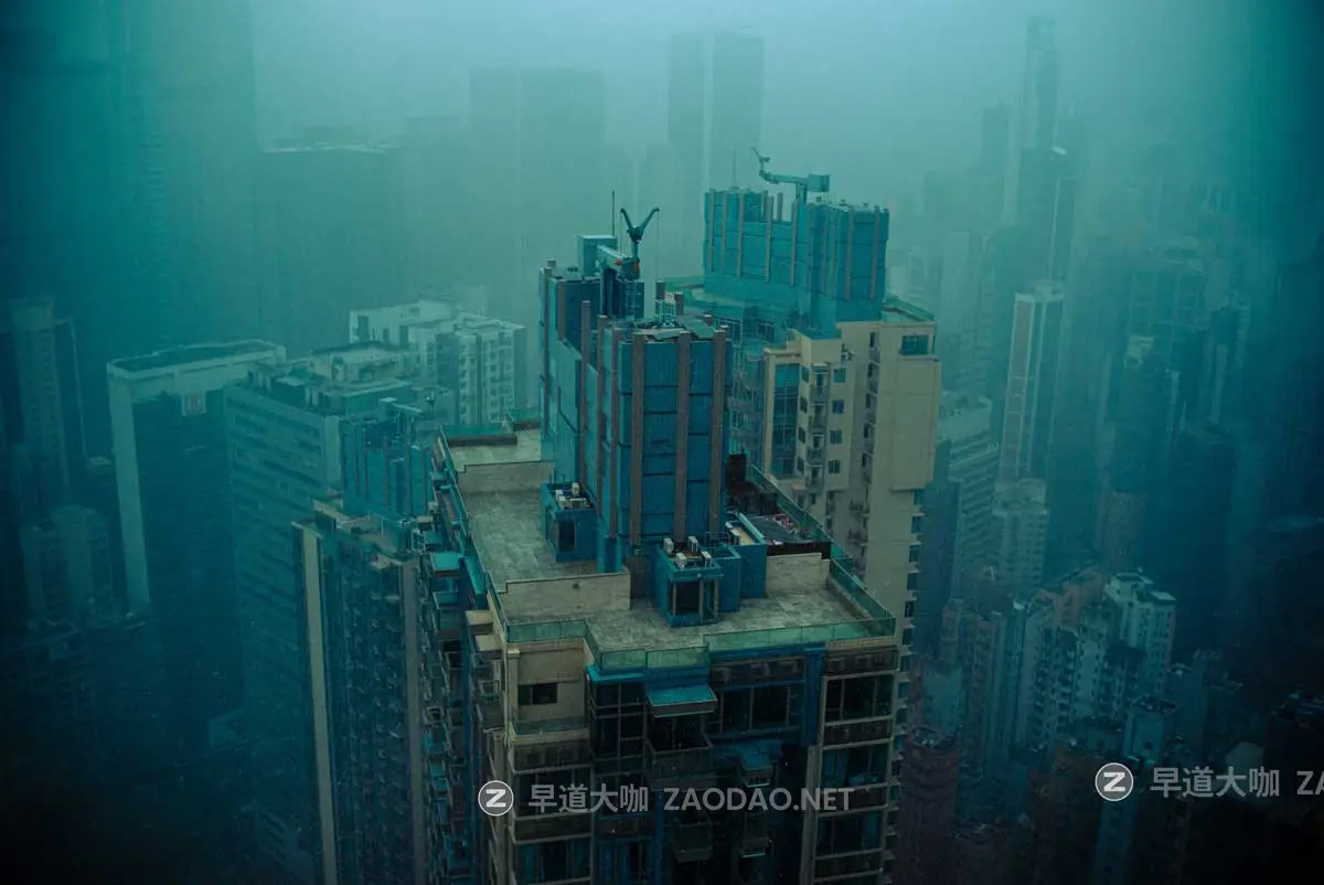 潮流电影质感红色/金棕色/深蓝色色调颗粒纹理模拟人文扫街照片调色Lightroom预设 Andre Josselin – Signature Presets插图23 潮流电影质感红色/金棕色/深蓝色色调颗粒纹理模拟人文扫街照片调色Lightroom预设 Andre Josselin – Signature Presets插图23