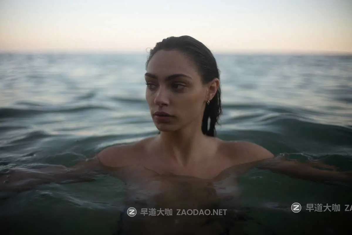 潮流电影质感红色/金棕色/深蓝色色调颗粒纹理模拟人文扫街照片调色Lightroom预设 Andre Josselin – Signature Presets插图22 潮流电影质感红色/金棕色/深蓝色色调颗粒纹理模拟人文扫街照片调色Lightroom预设 Andre Josselin – Signature Presets插图22