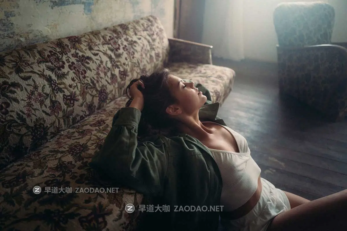 复古电影胶片感服装模特肖像摄影照片调色Lightroom预设 Dominik Garban – DGX-LIGHTROOM-PRESETS VOL. II DELUXE插图1 复古电影胶片感服装模特肖像摄影照片调色Lightroom预设 Dominik Garban – DGX-LIGHTROOM-PRESETS VOL. II DELUXE插图1