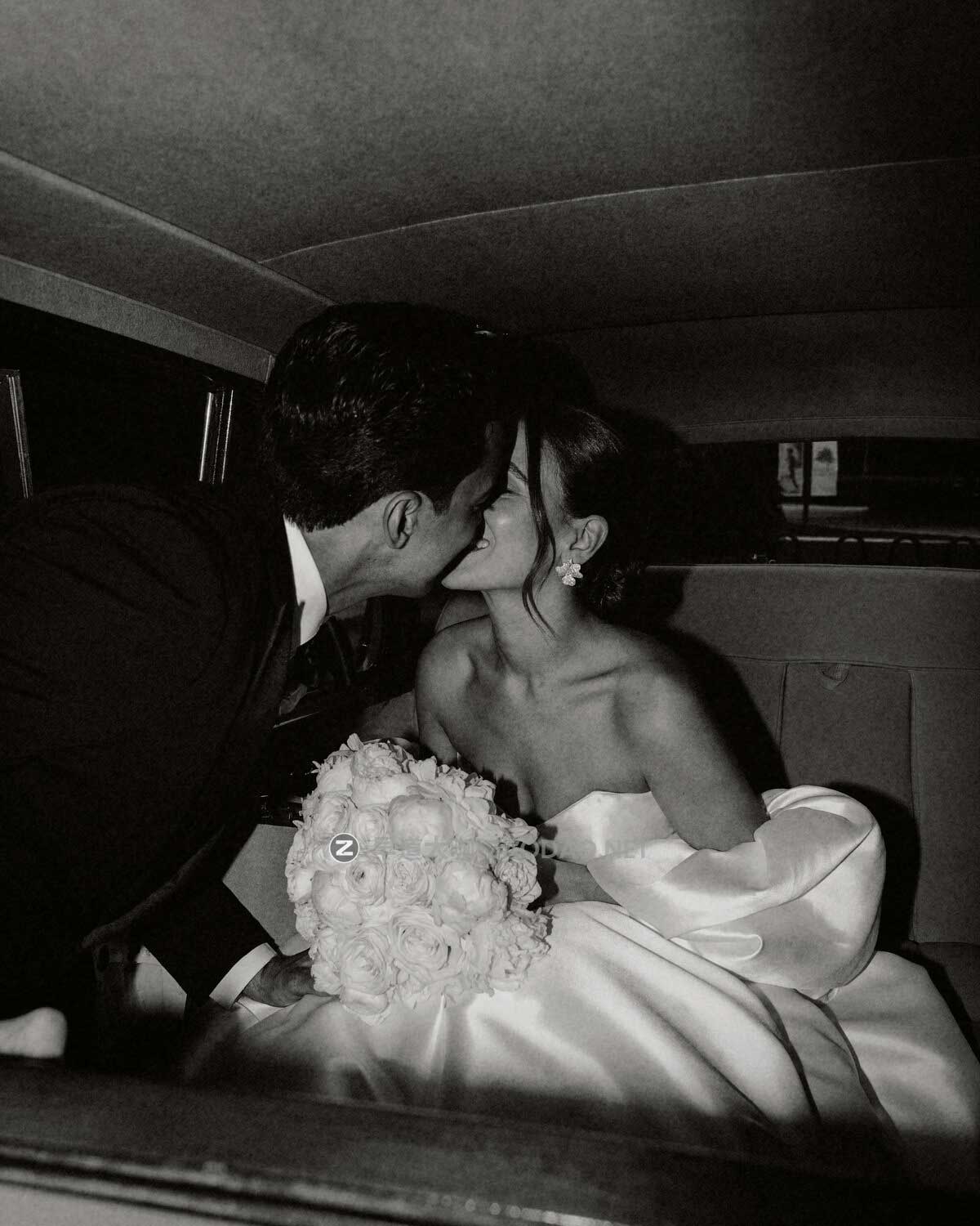 经典永恒温馨电影胶片颗粒模拟婚礼摄影照片Lightroom预设包 Kaleigh Taylor – Presets插图1