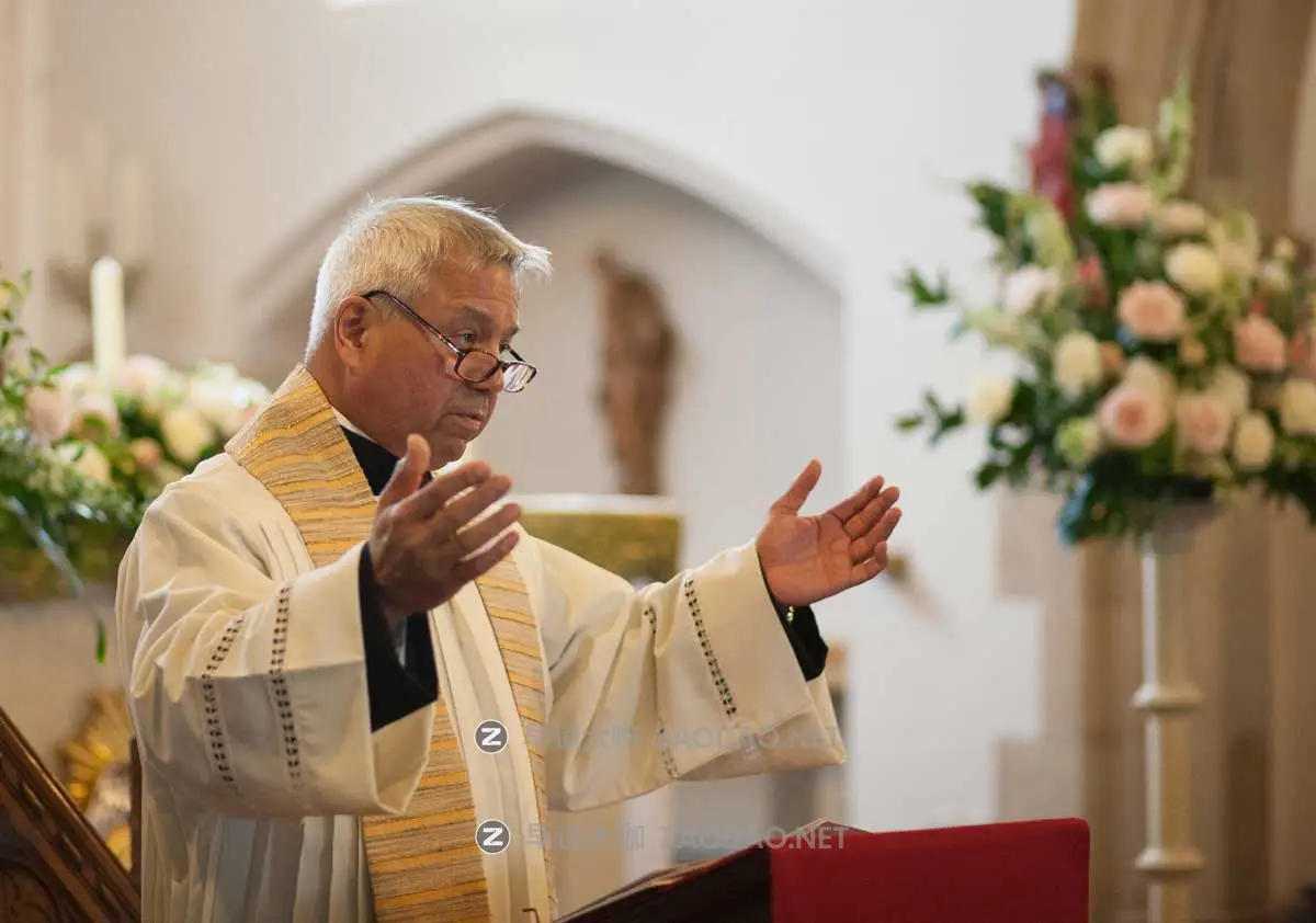 怀旧电影外观柯达Cinestill胶片颗粒模拟肖像扫街照片调色Lightroom预设/PS动作 Jamie Windsor – Lightroom Presets 4 – Cinestill插图29 怀旧电影外观柯达Cinestill胶片颗粒模拟肖像扫街照片调色Lightroom预设/PS动作 Jamie Windsor – Lightroom Presets 4 – Cinestill插图29