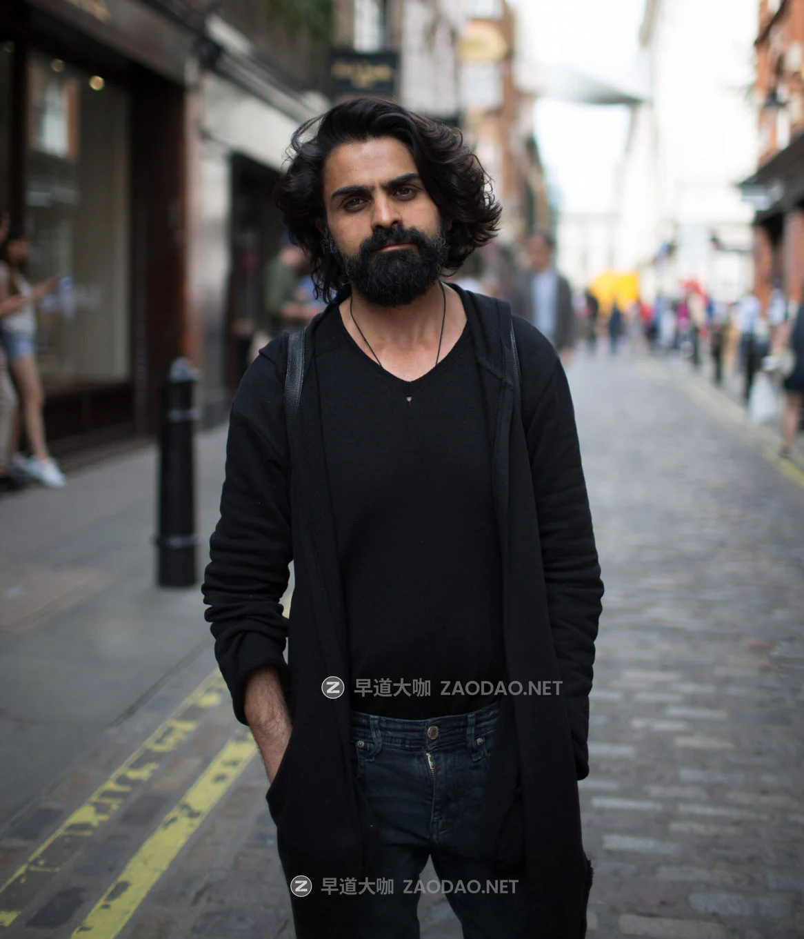 怀旧电影外观柯达Cinestill胶片颗粒模拟肖像扫街照片调色Lightroom预设/PS动作 Jamie Windsor – Lightroom Presets 4 – Cinestill插图18 怀旧电影外观柯达Cinestill胶片颗粒模拟肖像扫街照片调色Lightroom预设/PS动作 Jamie Windsor – Lightroom Presets 4 – Cinestill插图18