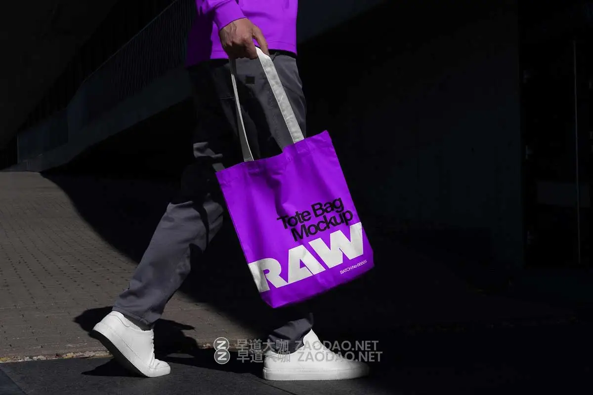 6款高级黑化风真实帆布袋手提袋长袖衬衫T恤设计展示贴图PSD样机模板 Tote Bag and Shirt Mockups RAW Series插图6 6款高级黑化风真实帆布袋手提袋长袖衬衫T恤设计展示贴图PSD样机模板 Tote Bag and Shirt Mockups RAW Series插图6