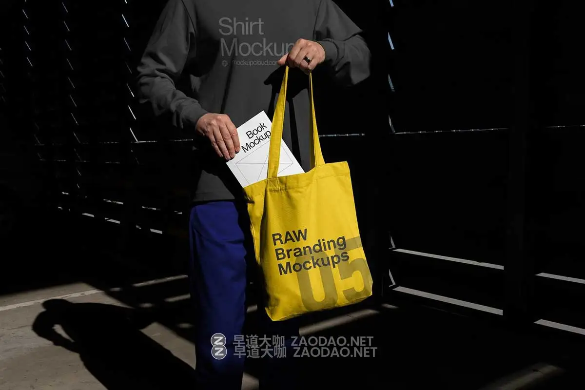 6款高级黑化风真实帆布袋手提袋长袖衬衫T恤设计展示贴图PSD样机模板 Tote Bag and Shirt Mockups RAW Series插图3 6款高级黑化风真实帆布袋手提袋长袖衬衫T恤设计展示贴图PSD样机模板 Tote Bag and Shirt Mockups RAW Series插图3