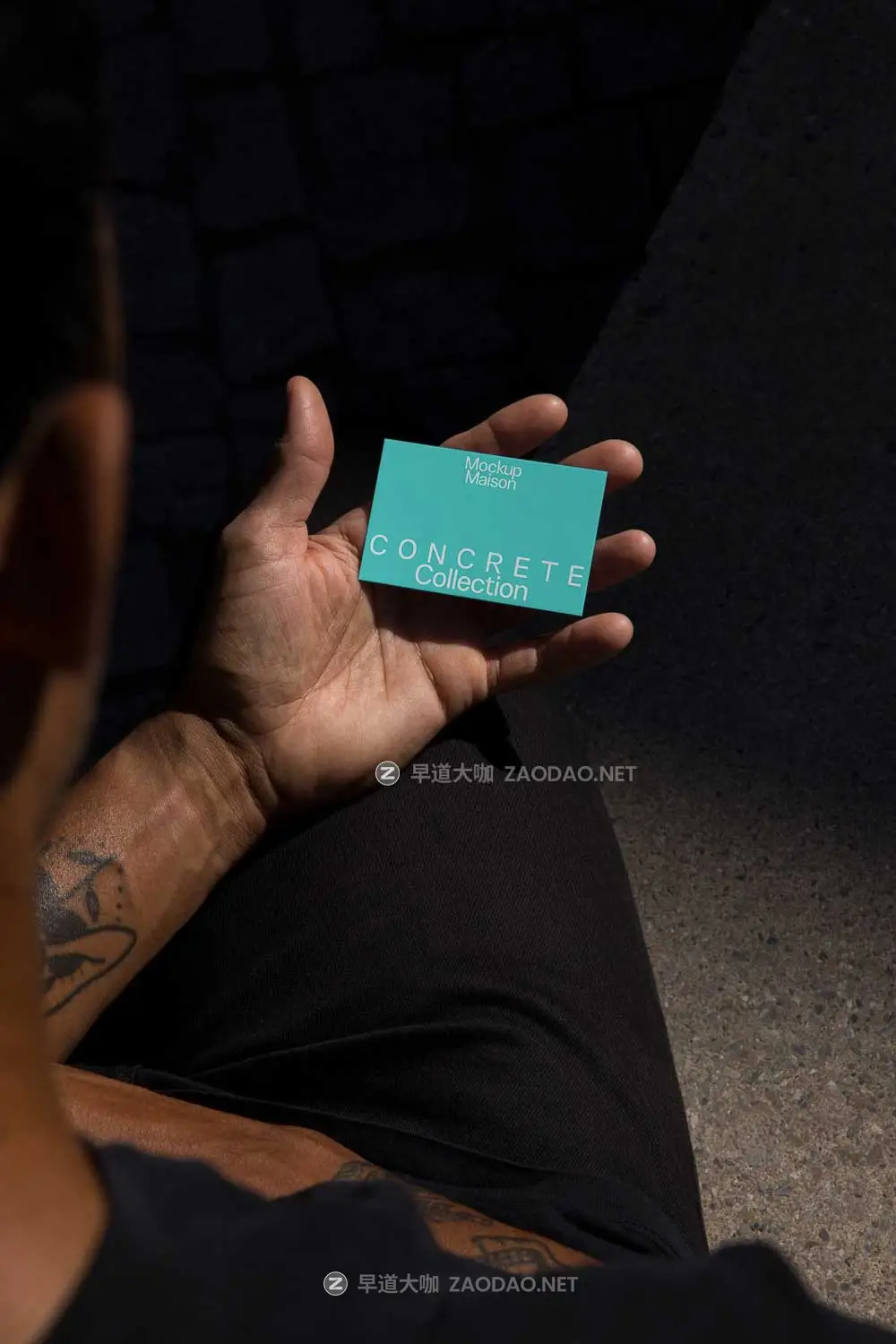 9款小众T恤半袖名片画册帆布手提袋快递纸盒VI设计展示贴图PSD样机模板 Mockup.Maison – Concrete1 Collection Vol 1插图2 9款小众T恤半袖名片画册帆布手提袋快递纸盒VI设计展示贴图PSD样机模板 Mockup.Maison – Concrete1 Collection Vol 1插图2