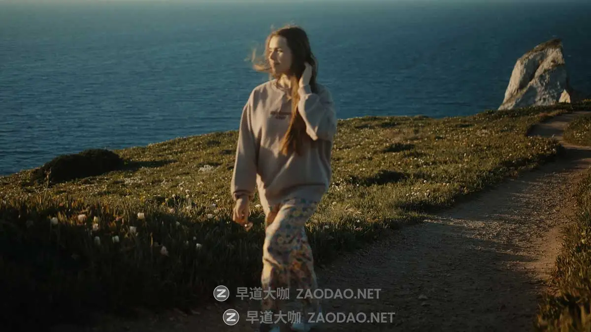 浪漫复古索尼Sony电影胶片模拟Slog 3模式旅拍视频调色LUT预设 ROMAN HENSE –LUTs 24-6 for Sony S-Log3插图7 浪漫复古索尼Sony电影胶片模拟Slog 3模式旅拍视频调色LUT预设 ROMAN HENSE –LUTs 24-6 for Sony S-Log3插图7