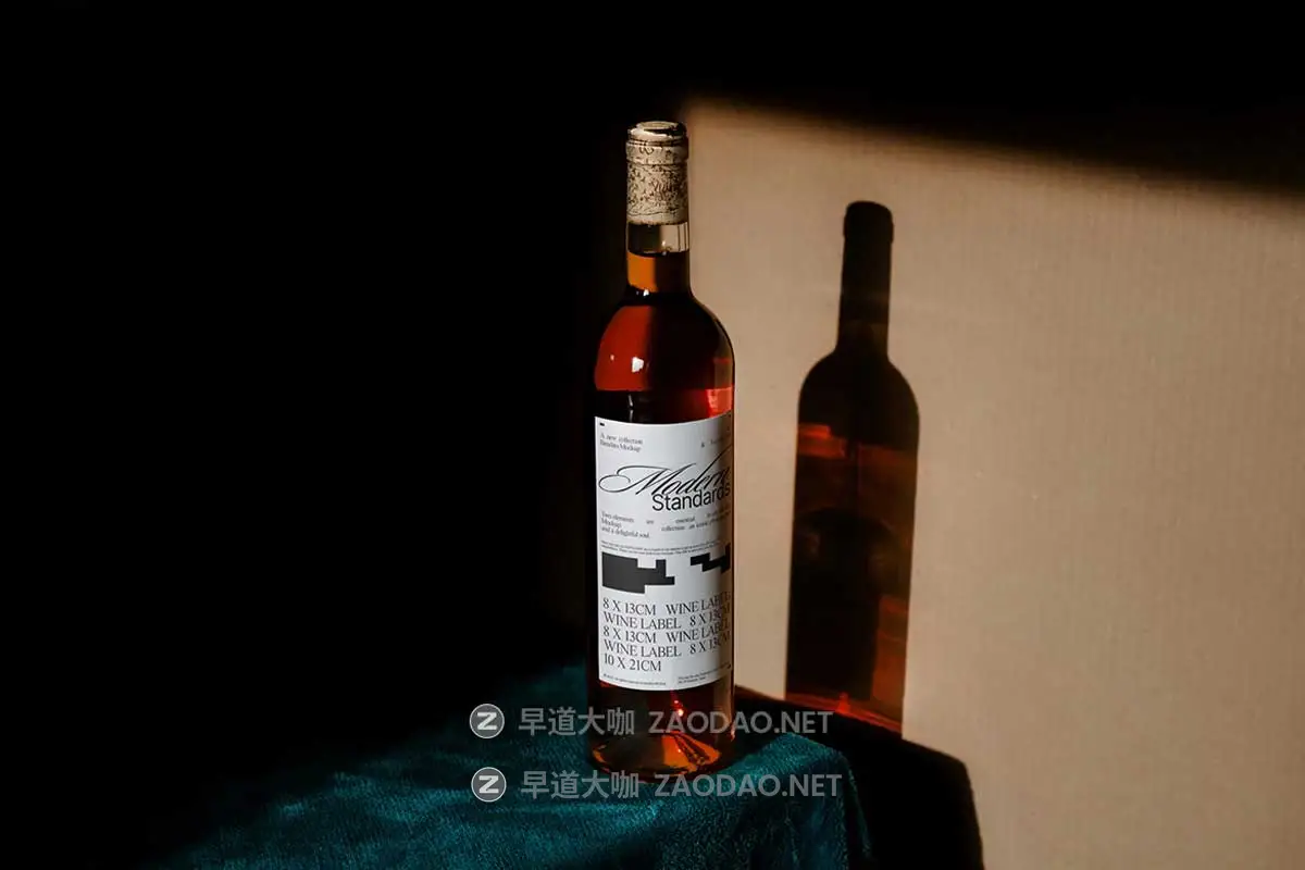 11款国外小众海报相框红酒瓶报纸名片VI设计展示PS贴图样机模板素材 Bendito Mockup – Modern Standards Branding Mockup Vol 1插图9 11款国外小众海报相框红酒瓶报纸名片VI设计展示PS贴图样机模板素材 Bendito Mockup – Modern Standards Branding Mockup Vol 1插图9