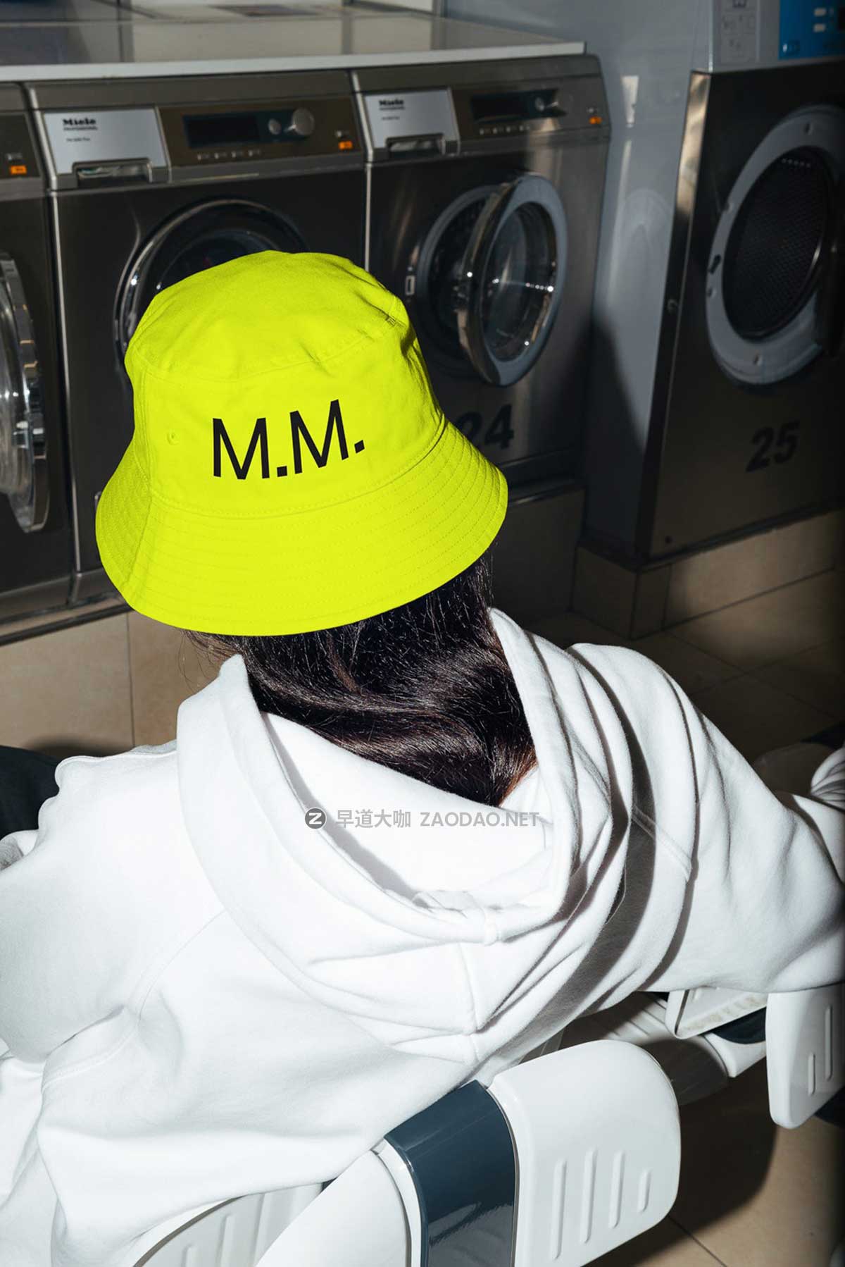 5款小众海报A4画册长袖T恤渔夫帽Vi设计展示PS贴图样机模板素材 Mockup.Maison – Laundry Mockup Collection 03插图1 5款小众海报A4画册长袖T恤渔夫帽Vi设计展示PS贴图样机模板素材 Mockup.Maison – Laundry Mockup Collection 03插图1