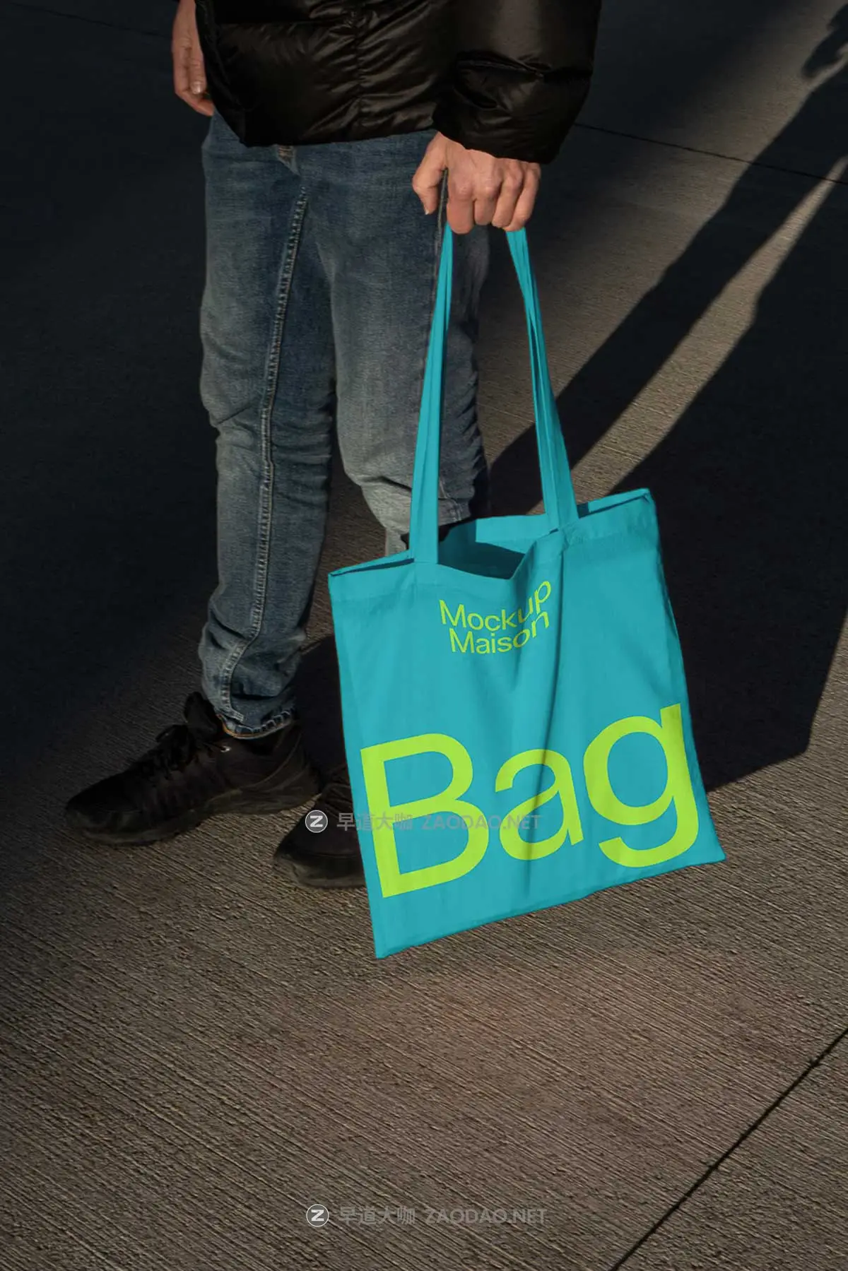 9款雪景场景VI设计手提袋名片ID卡易拉罐iPhone手机展示PS贴图样机模板 Mockup.Maison – Snow Mockup Collection Vol 1插图1 9款雪景场景VI设计手提袋名片ID卡易拉罐iPhone手机展示PS贴图样机模板 Mockup.Maison – Snow Mockup Collection Vol 1插图1