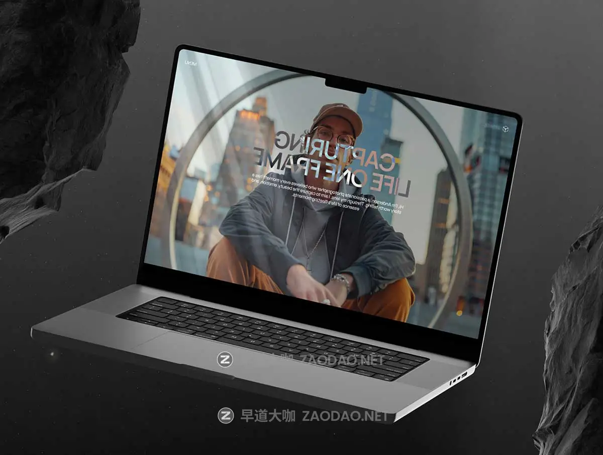 暗黑系响应式摄影设计作品集网站页面布局排版Figma/Framer模板素材 Luminescence – Creative Photography Portfolio Framer插图3 暗黑系响应式摄影设计作品集网站页面布局排版Figma/Framer模板素材 Luminescence – Creative Photography Portfolio Framer插图3