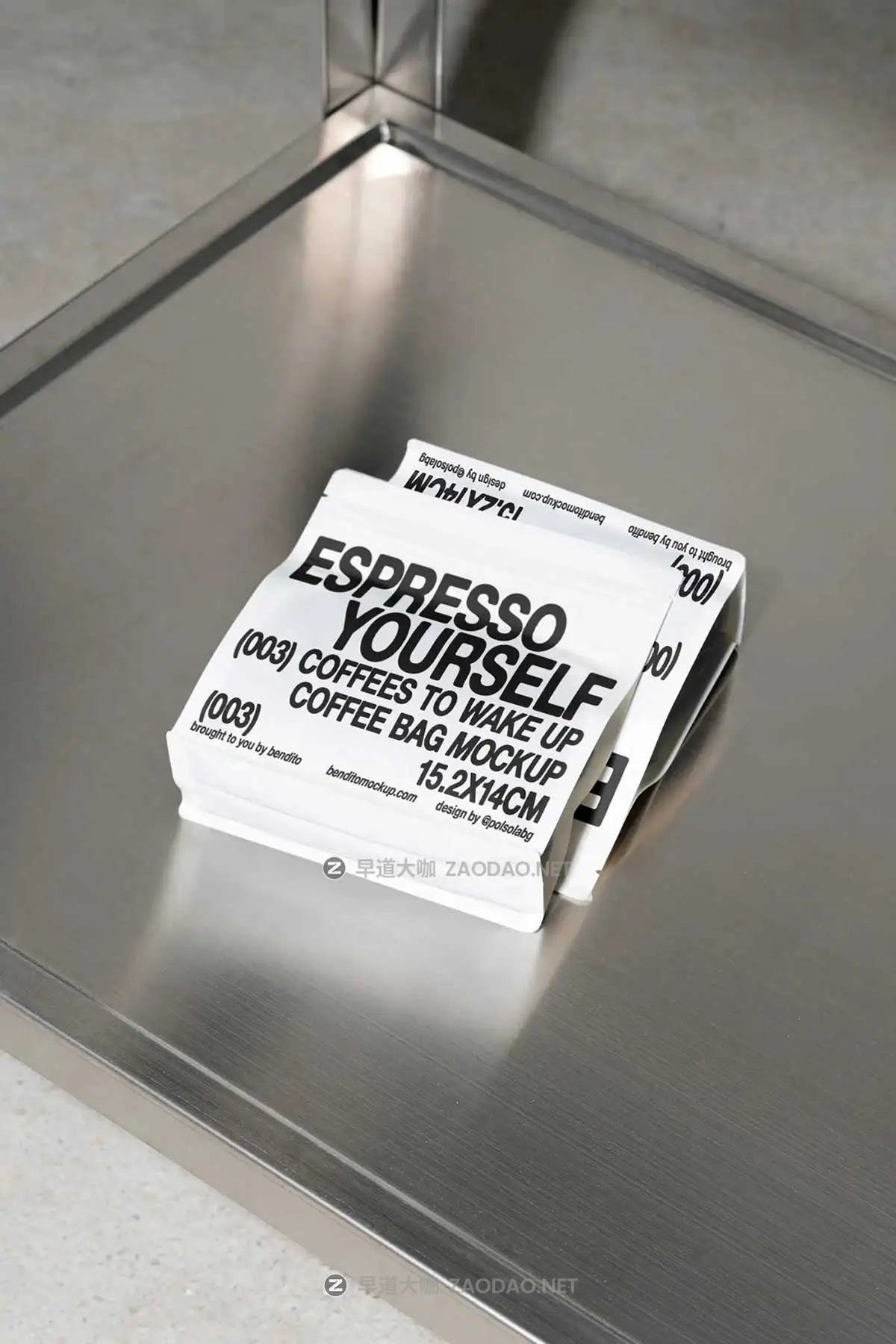 12款咖啡Vi设计包装盒纸箱纸杯包装袋易拉罐名片展示PS贴图样机模板Bendito Mockup – Espresso Yourself Mockup Vol 1插图9 12款咖啡Vi设计包装盒纸箱纸杯包装袋易拉罐名片展示PS贴图样机模板Bendito Mockup – Espresso Yourself Mockup Vol 1插图9