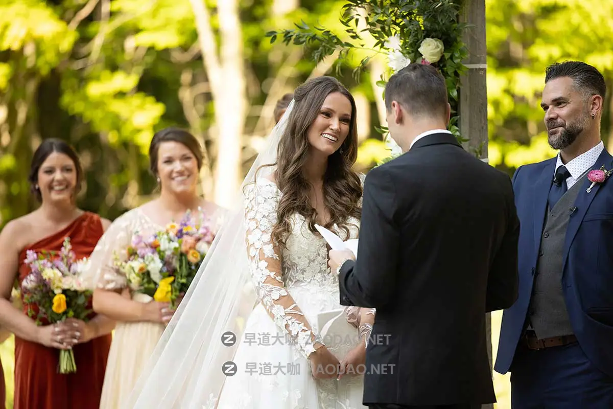 永恒清新温暖黑白色调婚礼情侣摄影照片调色Lightroom预设包G-Presets x Janelle Elise 2插图14 永恒清新温暖黑白色调婚礼情侣摄影照片调色Lightroom预设包G-Presets x Janelle Elise 2插图14