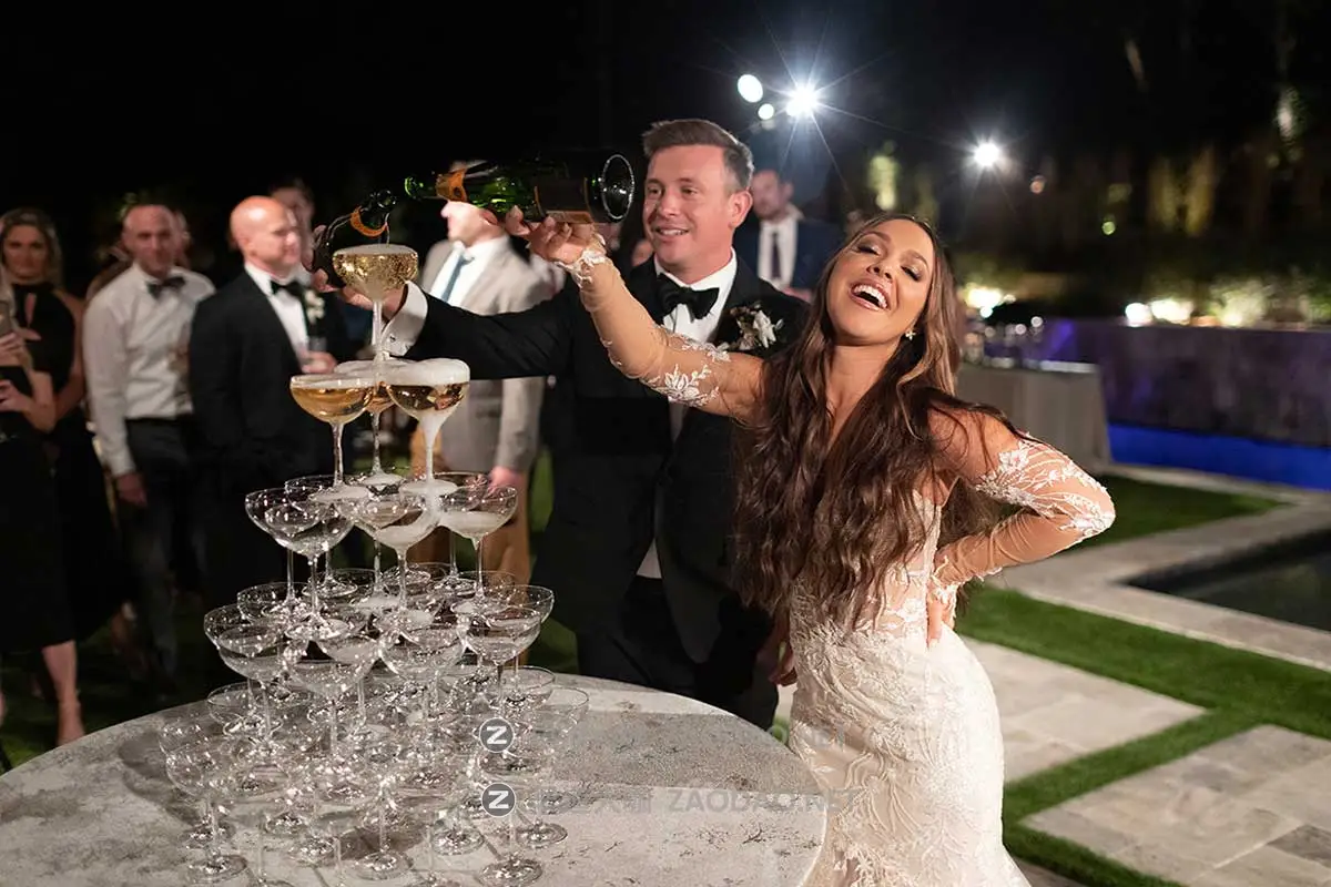 永恒清新温暖黑白色调婚礼情侣摄影照片调色Lightroom预设包G-Presets x Janelle Elise 2插图3 永恒清新温暖黑白色调婚礼情侣摄影照片调色Lightroom预设包G-Presets x Janelle Elise 2插图3