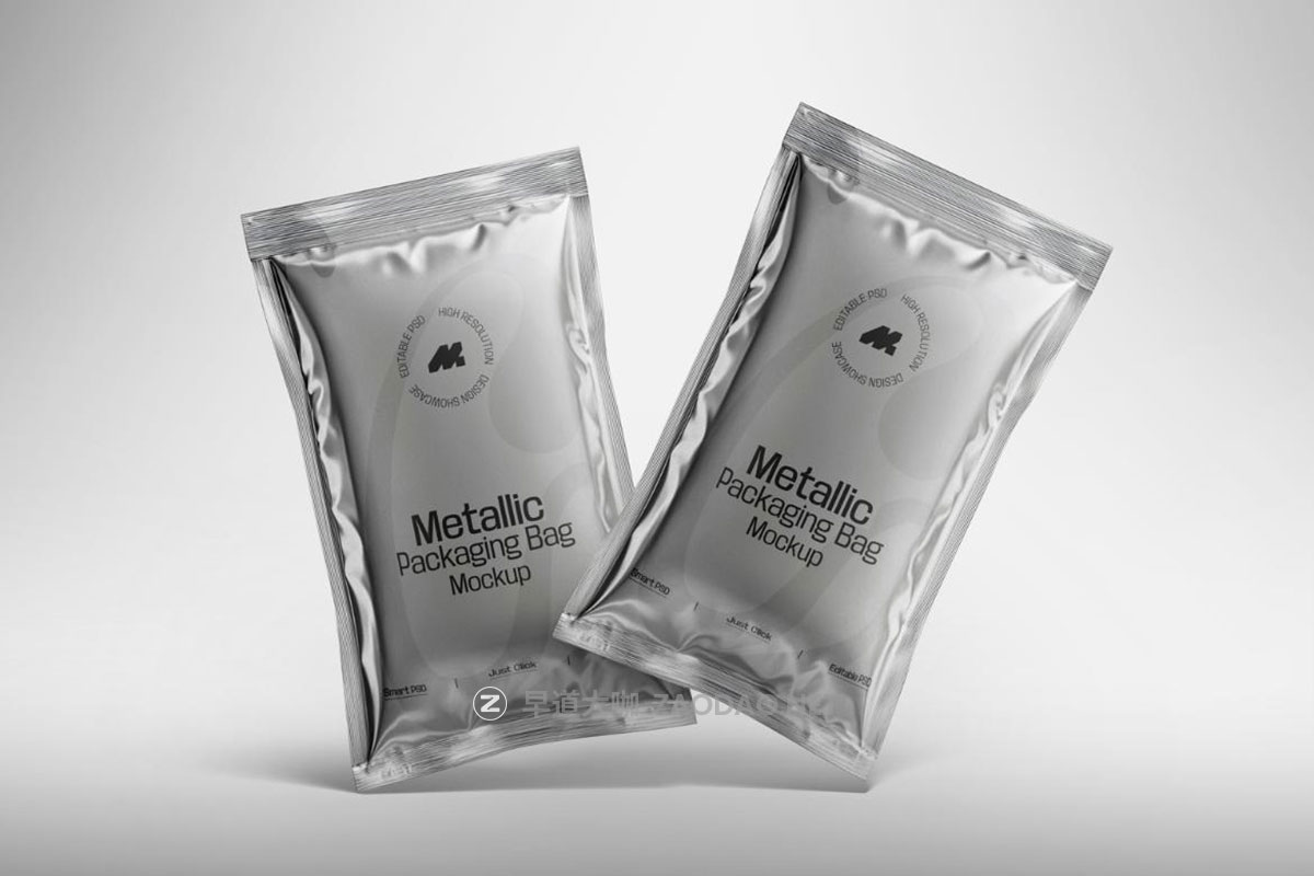 5款逼真金属质感食品咖啡酱料包装袋设计展示PSD样机模板素材 Packaging Metallic Sachet Mockup插图8