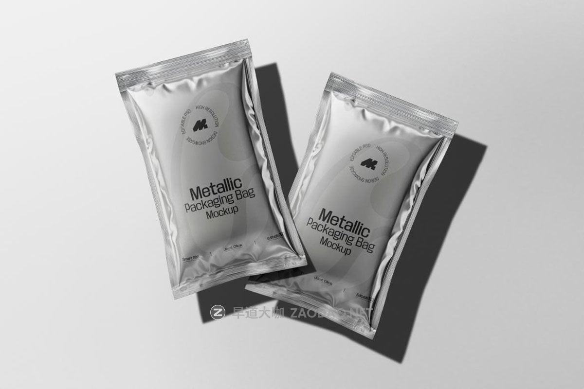 5款逼真金属质感食品咖啡酱料包装袋设计展示PSD样机模板素材 Packaging Metallic Sachet Mockup插图1