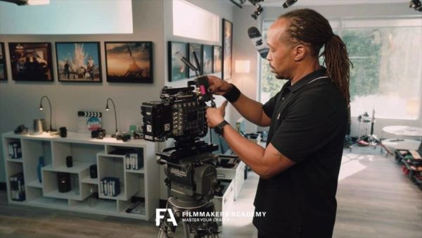 [独家AI翻译] 摄影相机故障排查设计使用视频教程 中英文字幕 Filmmakers Academy – Camera Assistant Prep