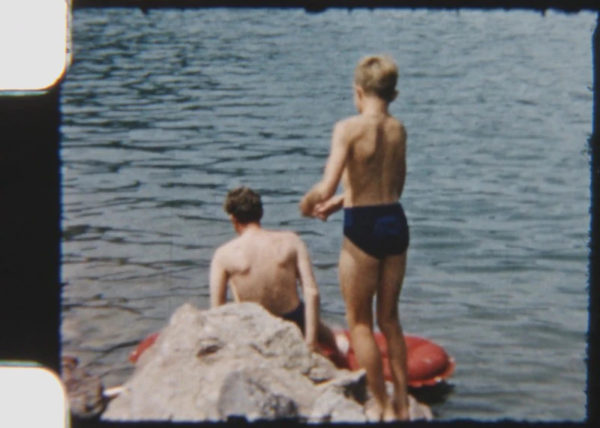 11组复古蒙太奇8mm胶片模拟湖边露营度假真实拍摄视频素材 ArtList – Camping by the Lake Vintage – FHD Collections